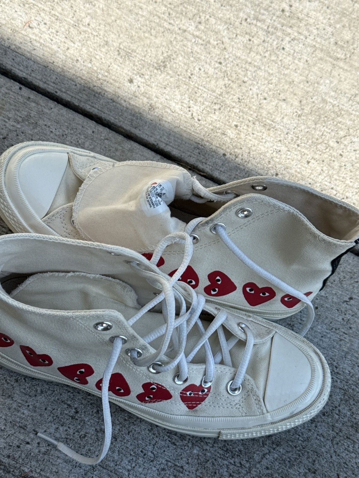 Comme des Garcons Comme des Garcons Play x Chuck 70 High Top Multi Heart Size US 6 / EU 39 - 1 Thumbnail