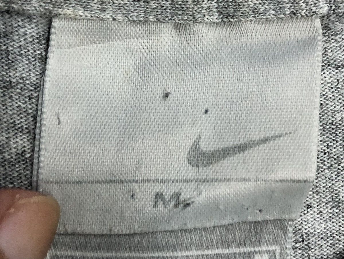 Nike Vintage Nike T-Shirt Size US M / EU 48-50 / 2 - 7 Thumbnail