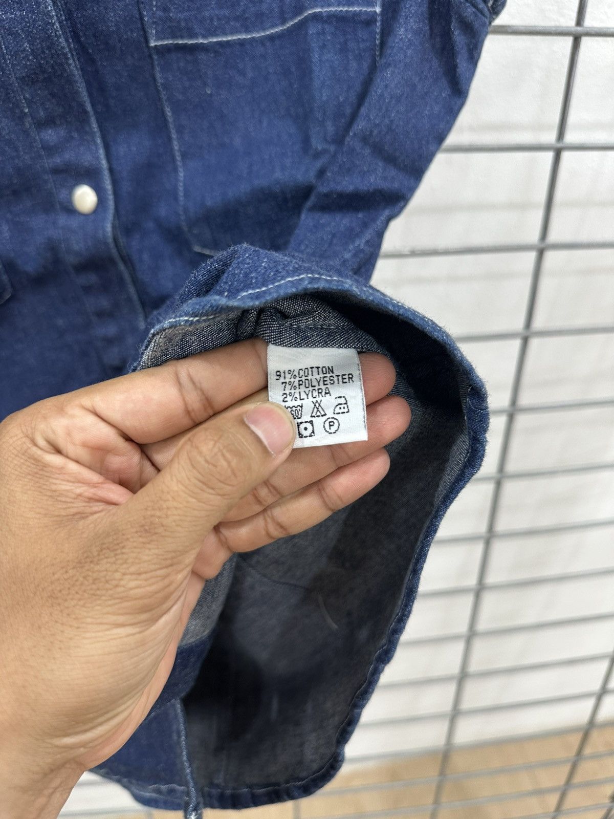 Burberry Rare And Beautiful Burberry Denim Double Pocket Work Shirt Size S / US 4 / IT 40 - 7 Thumbnail
