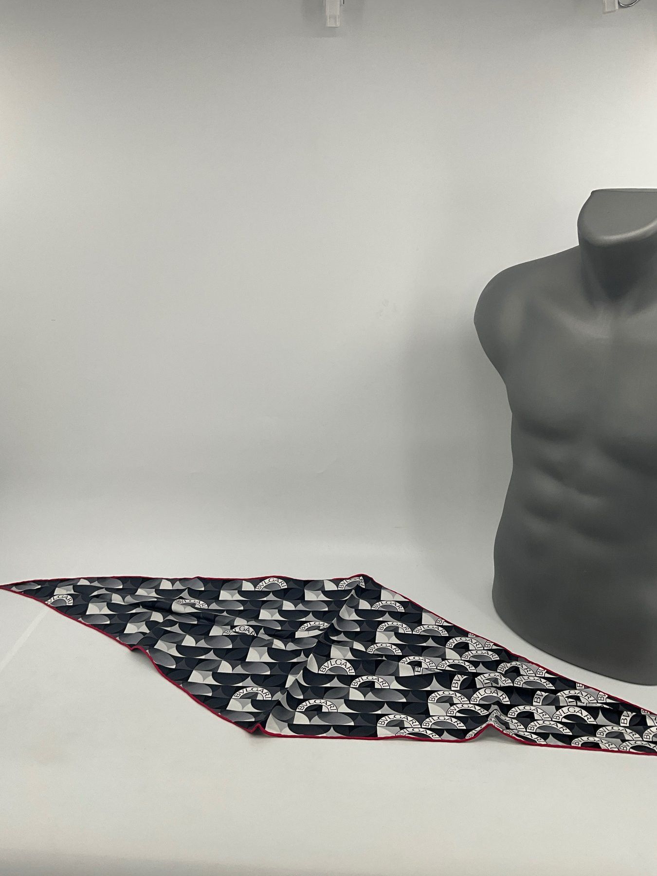 Bvlgari Bvlgari 100% Silk Scarf with iconic monogram Size ONE SIZE - 11 Thumbnail