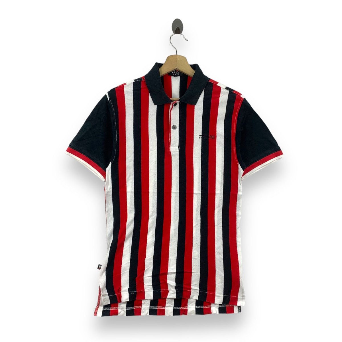 Vintage Vintage 23KU SPORT JAPAN Vingt Trois Stroled Golf Polo Tee Size US S / EU 44-46 / 1 - 1 Thumbnail
