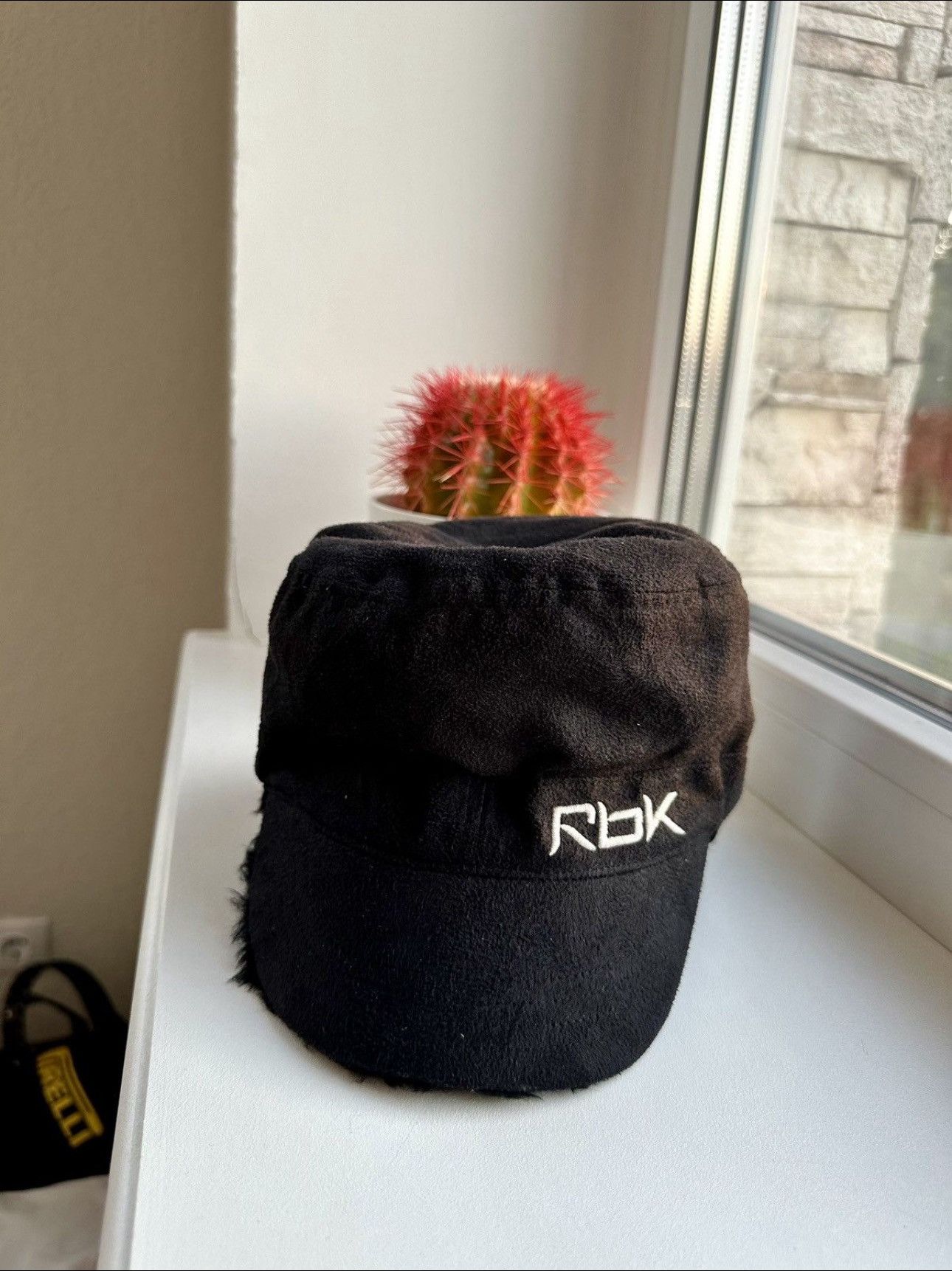 Reebok Vintage Reebok Ushanka Fur Style Y2K Size ONE SIZE - 5 Thumbnail