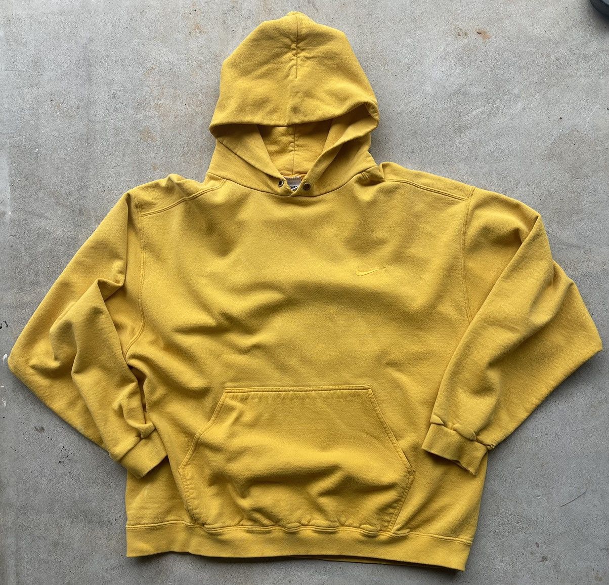 Nike × Vintage 90s distressed Yellow Nike Hoodie Size US XL / EU 56 / 4 - 1 Thumbnail