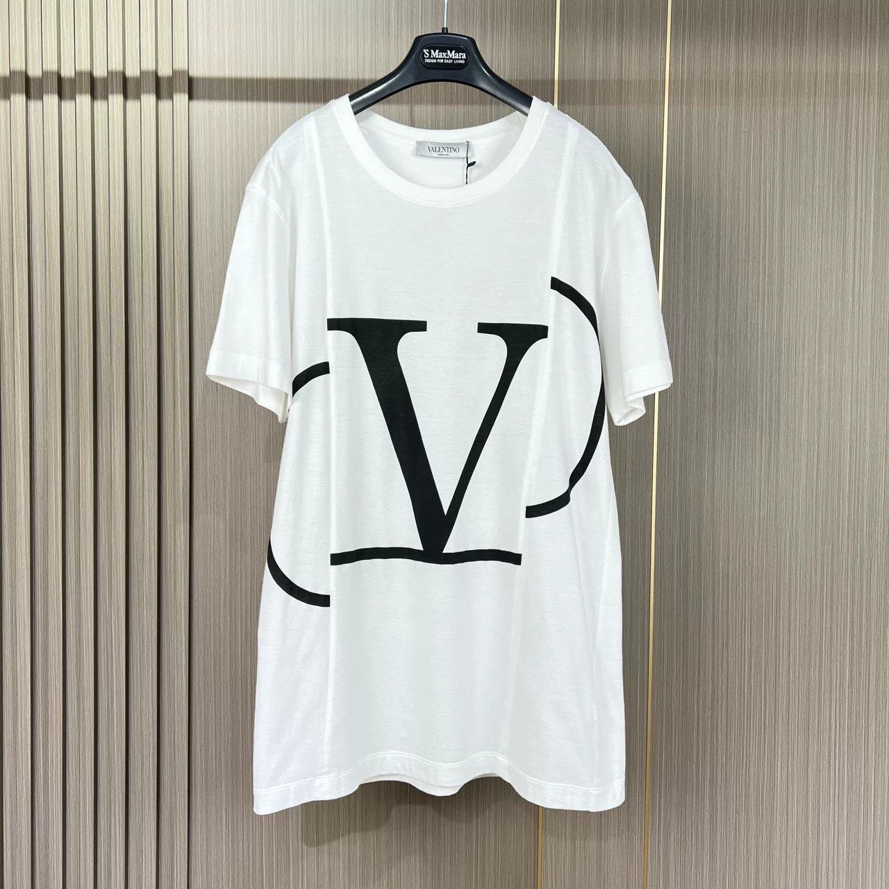 Valentino valentino short sleeve letter print t-shirt Size S / US 4 / IT 40 - 1 Thumbnail