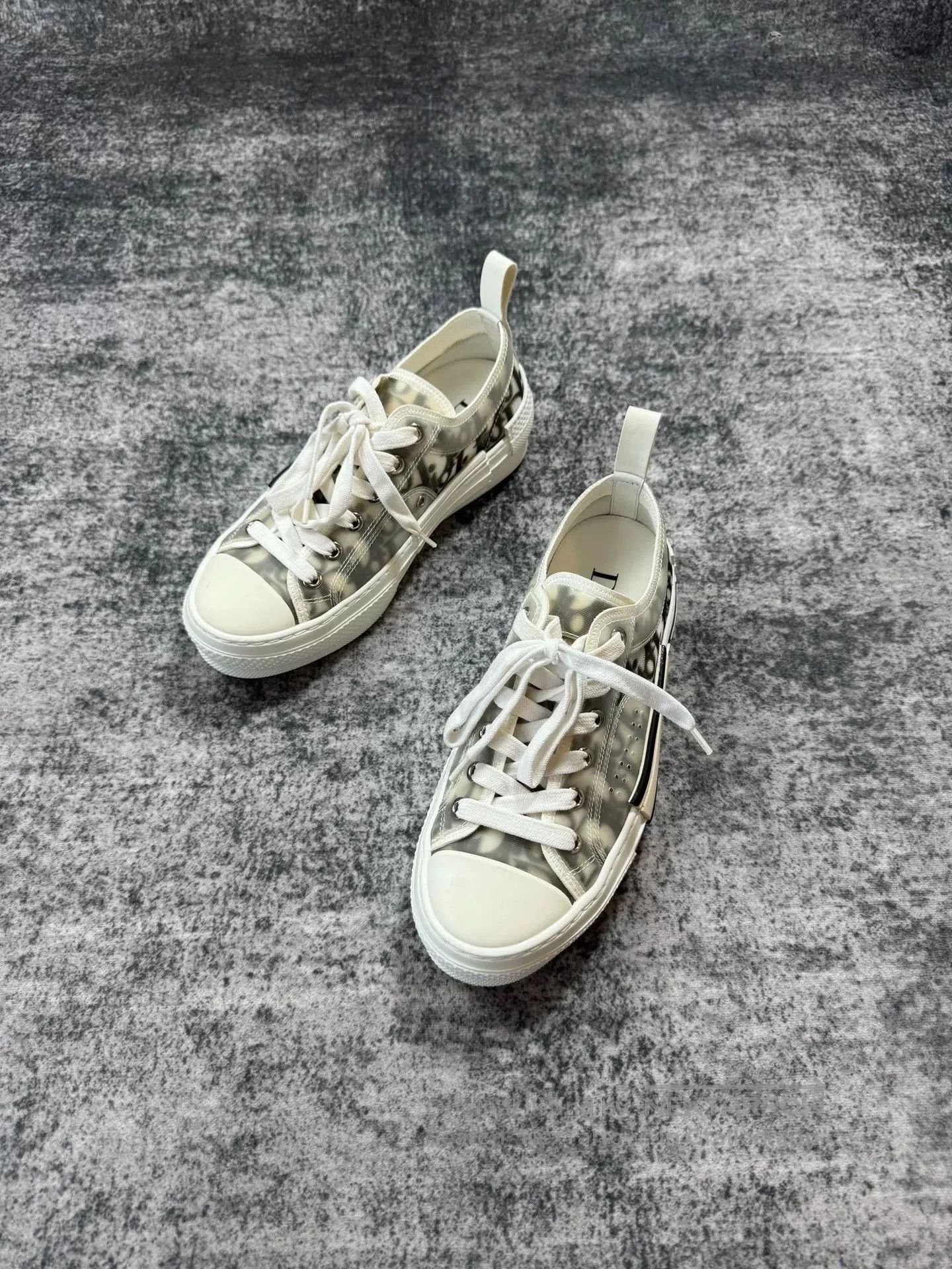 Dior Dior B23 Low-Top Sneakers. Size US 4 / IT 34 - 1 Thumbnail