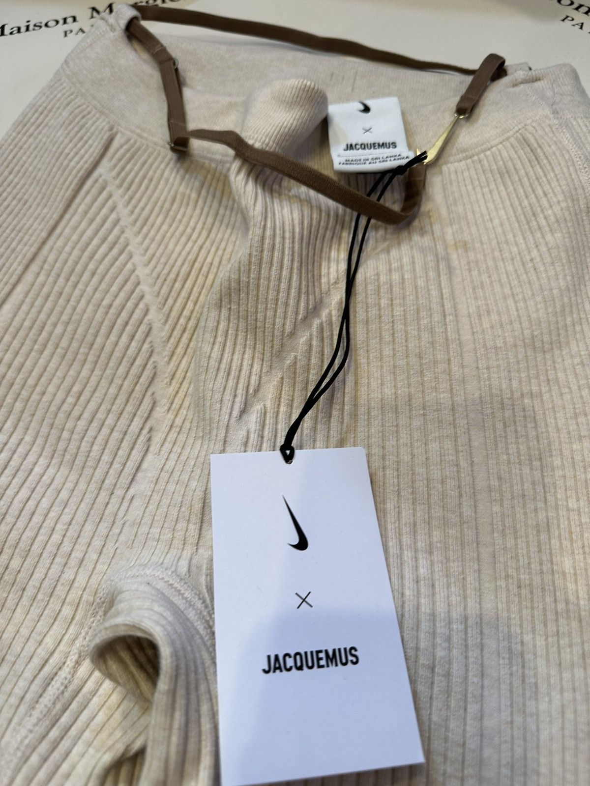Jacquemus × Nike Nike x Jacquemus Women's Shorts Size 26" / US 2 / IT 38 - 5 Thumbnail