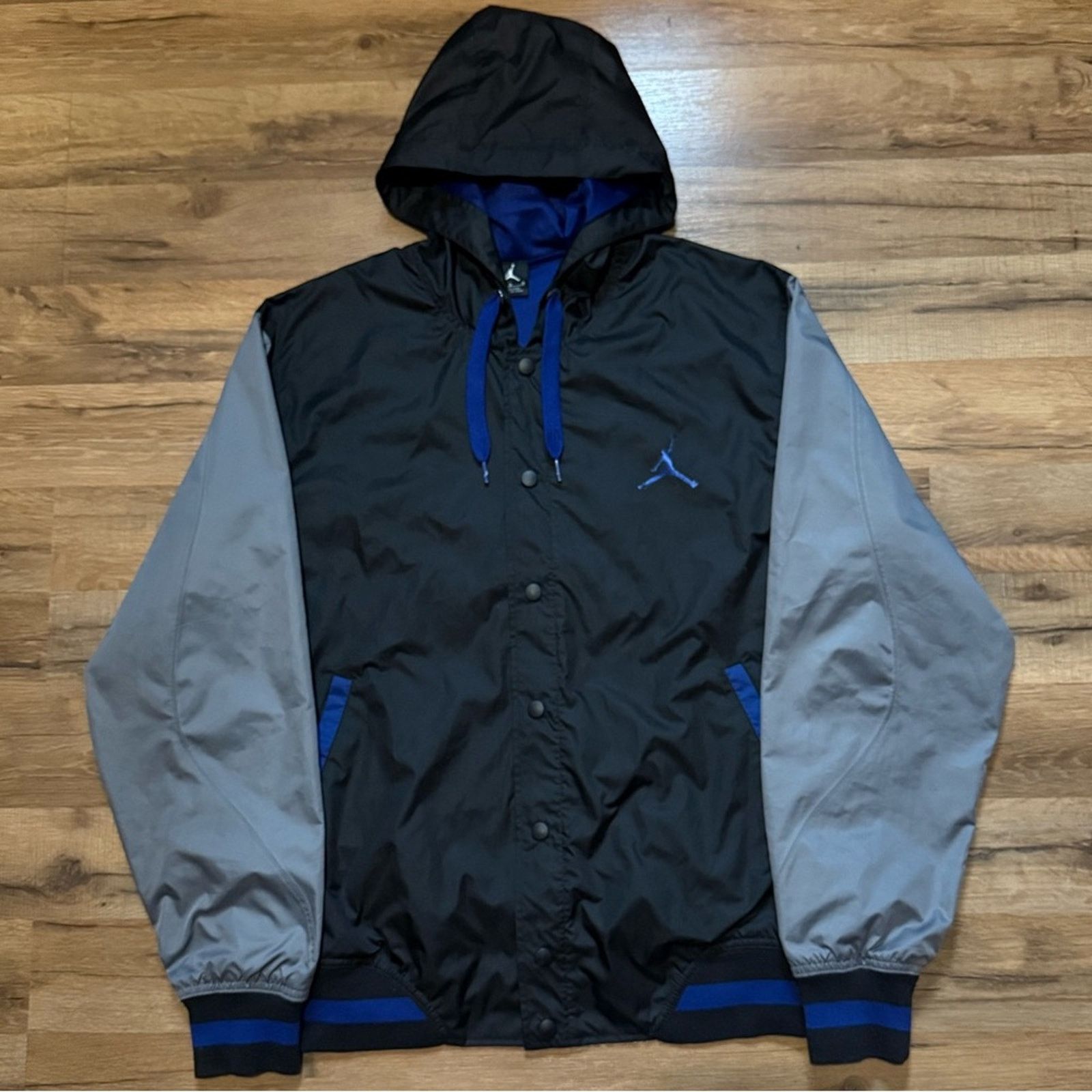 Nike Y2K Jordan Button Up Hoodie Windbreaker Jacket Size US L / EU 52-54 / 3 - 1 Thumbnail