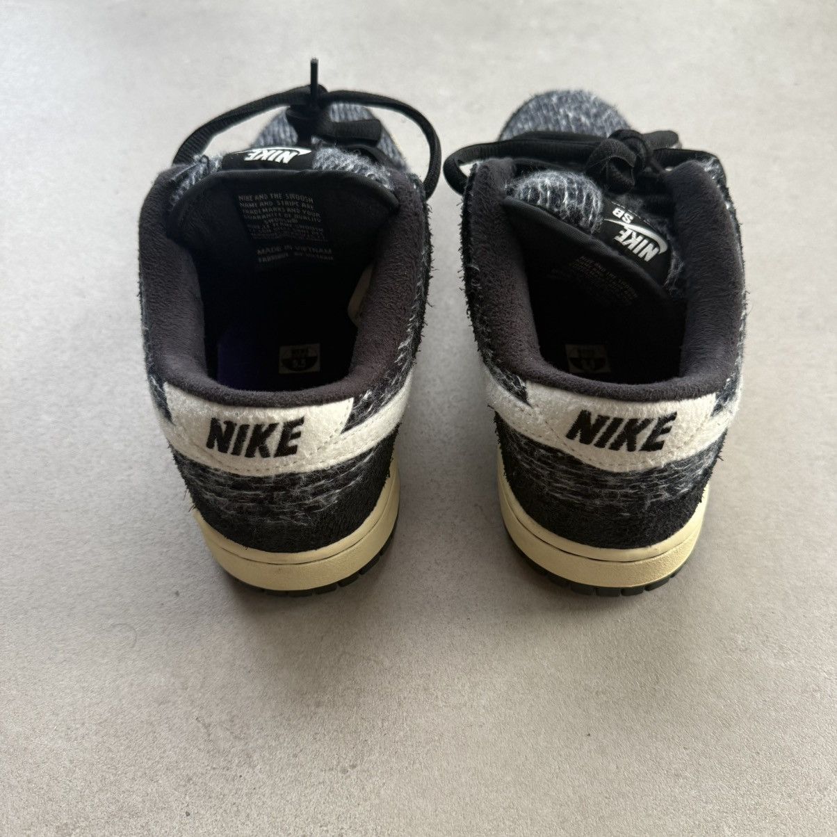 Nike SB Nike SB Dunk Low Warmth Pack 685174-005 Size US 9.5 / EU 42-43 - 4 Thumbnail