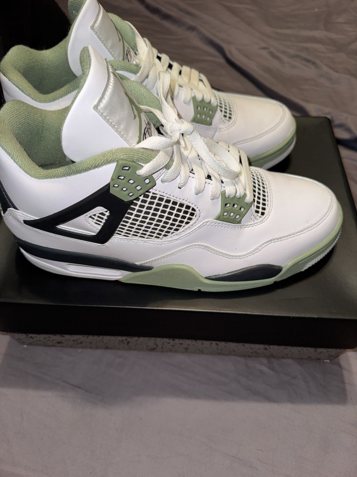 Jordan Brand WMNS Air Jordan 4 Retro Seafom Size US 11 / IT 41 - 4 Thumbnail