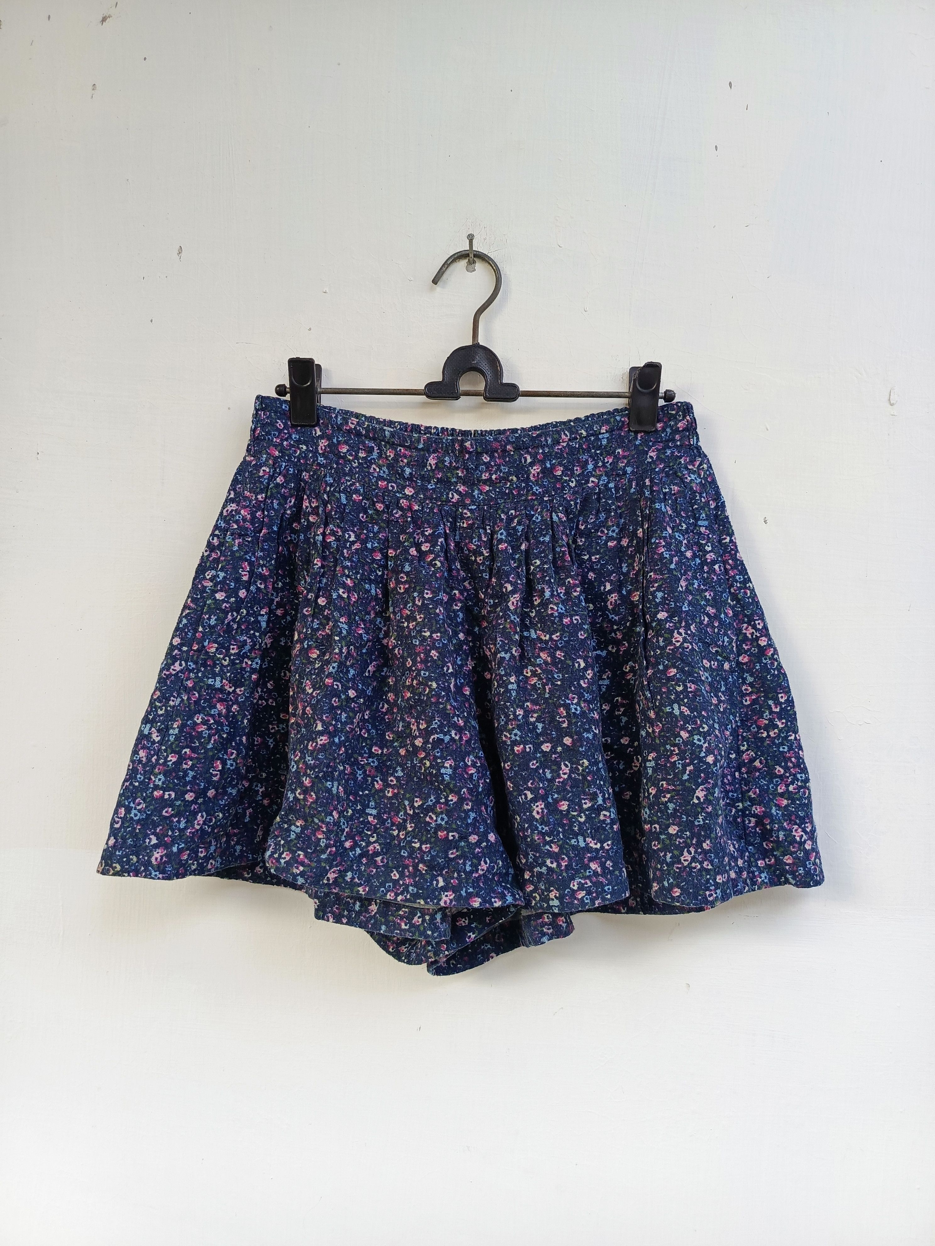 LOWRYS FARM Lowry Farm Floral Print Skort - Super Cute & Comfy Size 28" / US 6 / IT 42 - 1 Thumbnail