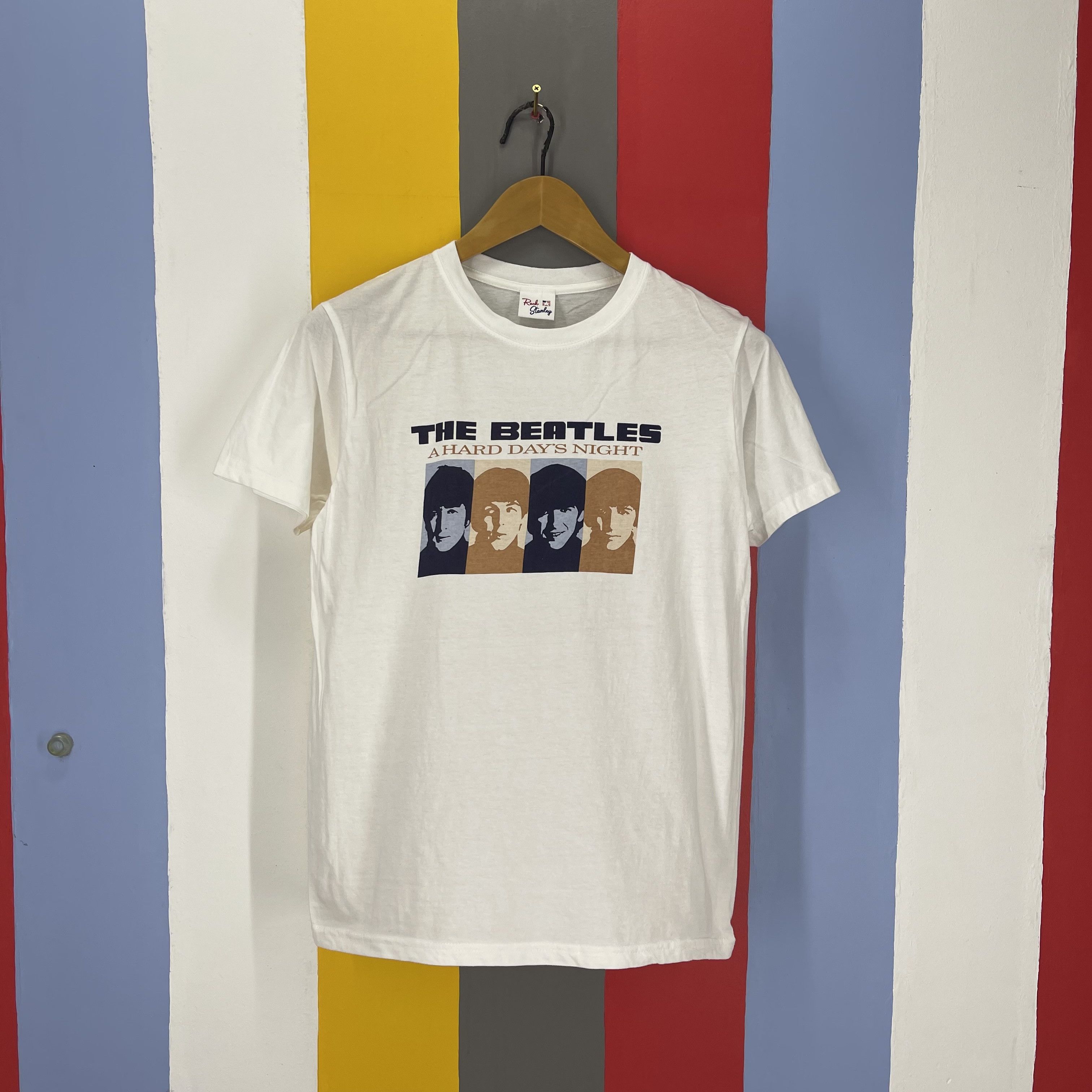 Band Tees THE BEATLES Crew Neck T Shirt #1775/07 Size US S / EU 44-46 / 1 - 1 Thumbnail