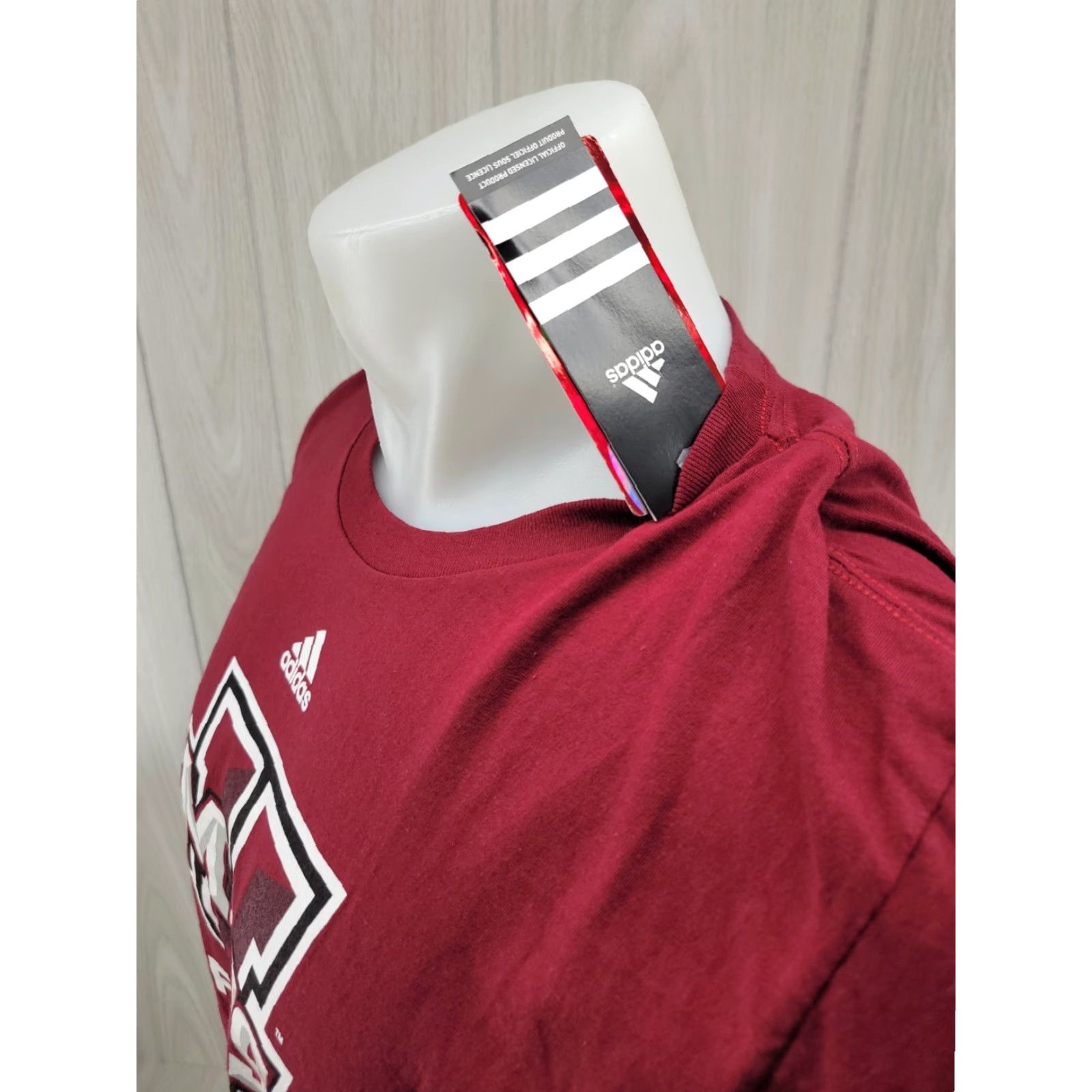 Adidas Adidas Mass U Shirt Size Large Burgundy Red Short Sleeve Shirt Mens Sports Size US L / EU 52-54 / 3 - 4 Thumbnail