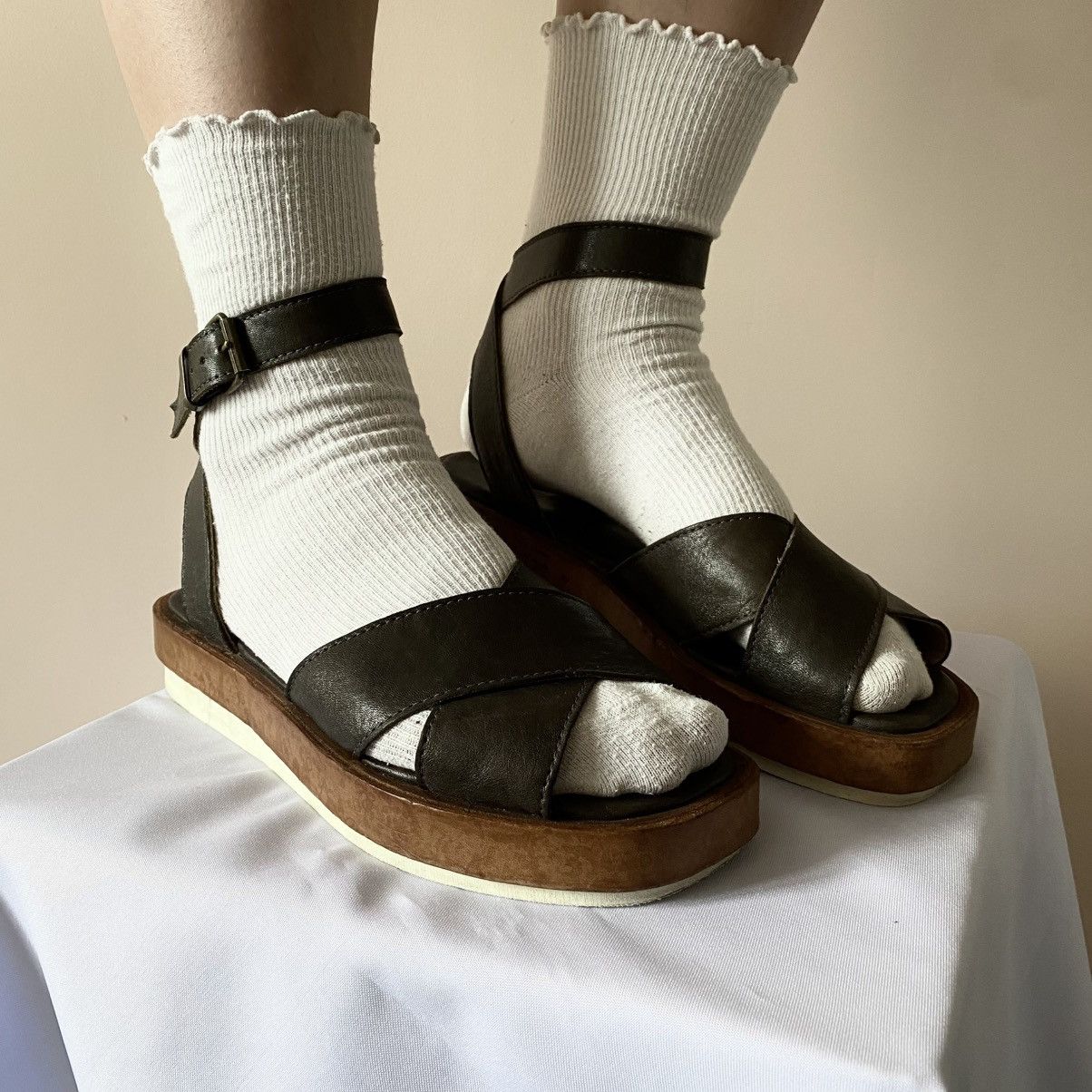Dirk Bikkembergs × MoMA × Puma MoMa Leather Sandals Ballet Flats Shoes Puma Style Y2K Size US 9 / IT 39 - 2 Thumbnail