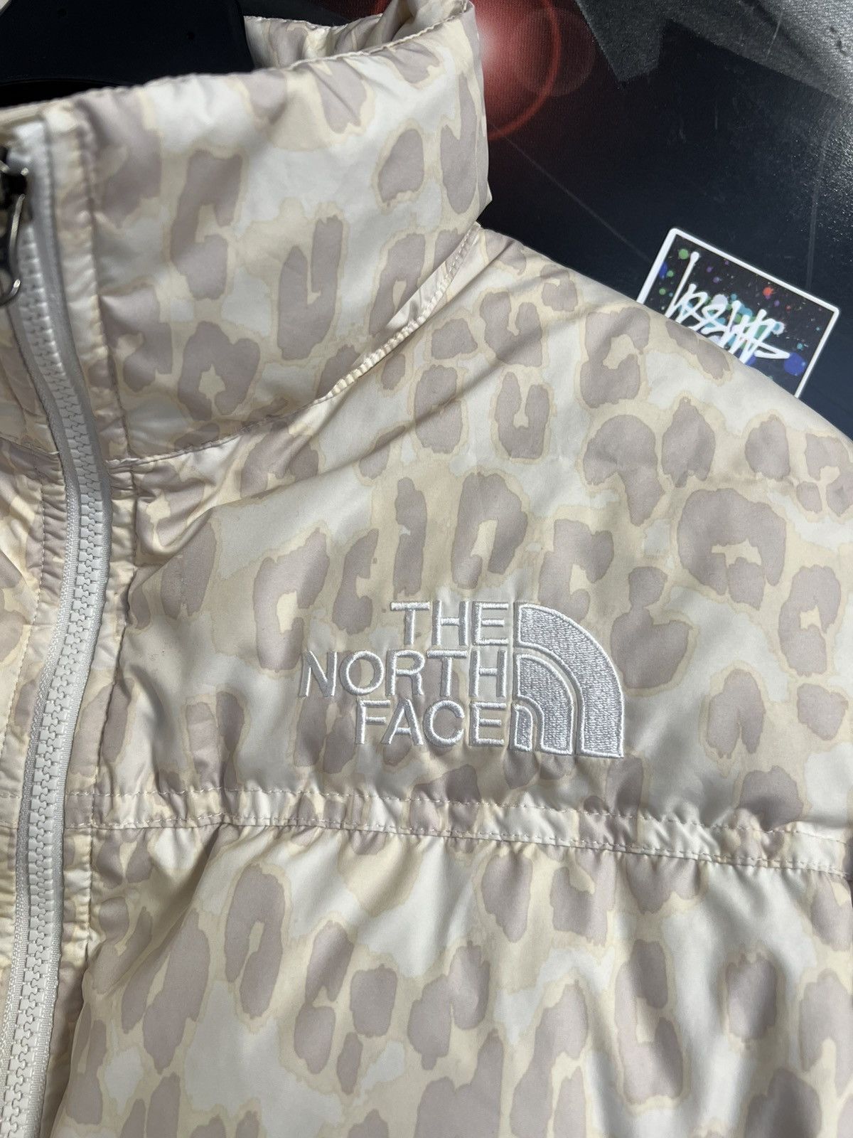 The North Face THE NORTH FACE Print Nuptse Women’s Leopard Down Jacket Size S / US 4 / IT 40 - 11 Thumbnail