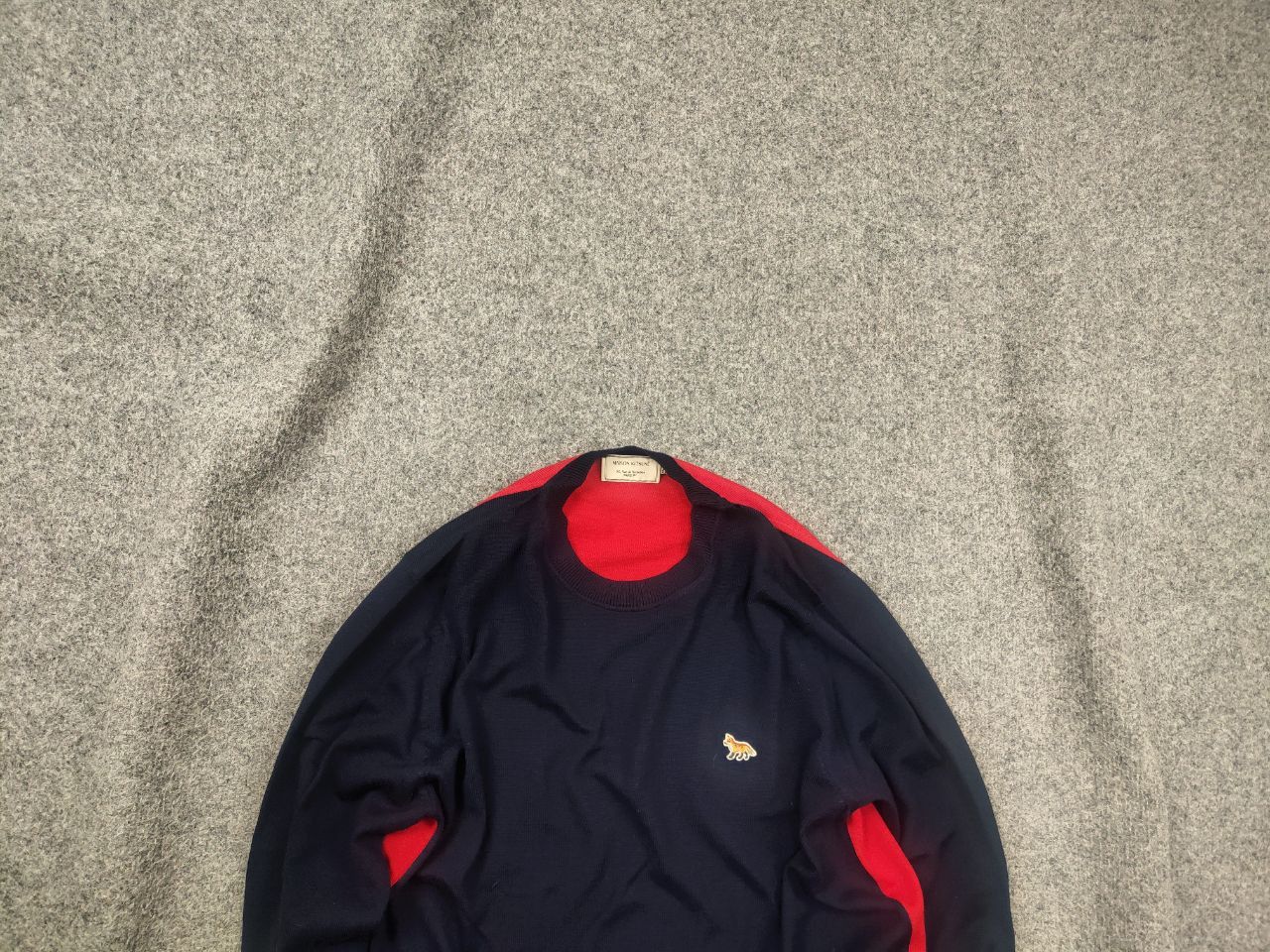 Maison Kitsune Maison Kitsuné Design Pullover Merino wool color sweater Size US L / EU 52-54 / 3 - 1 Thumbnail
