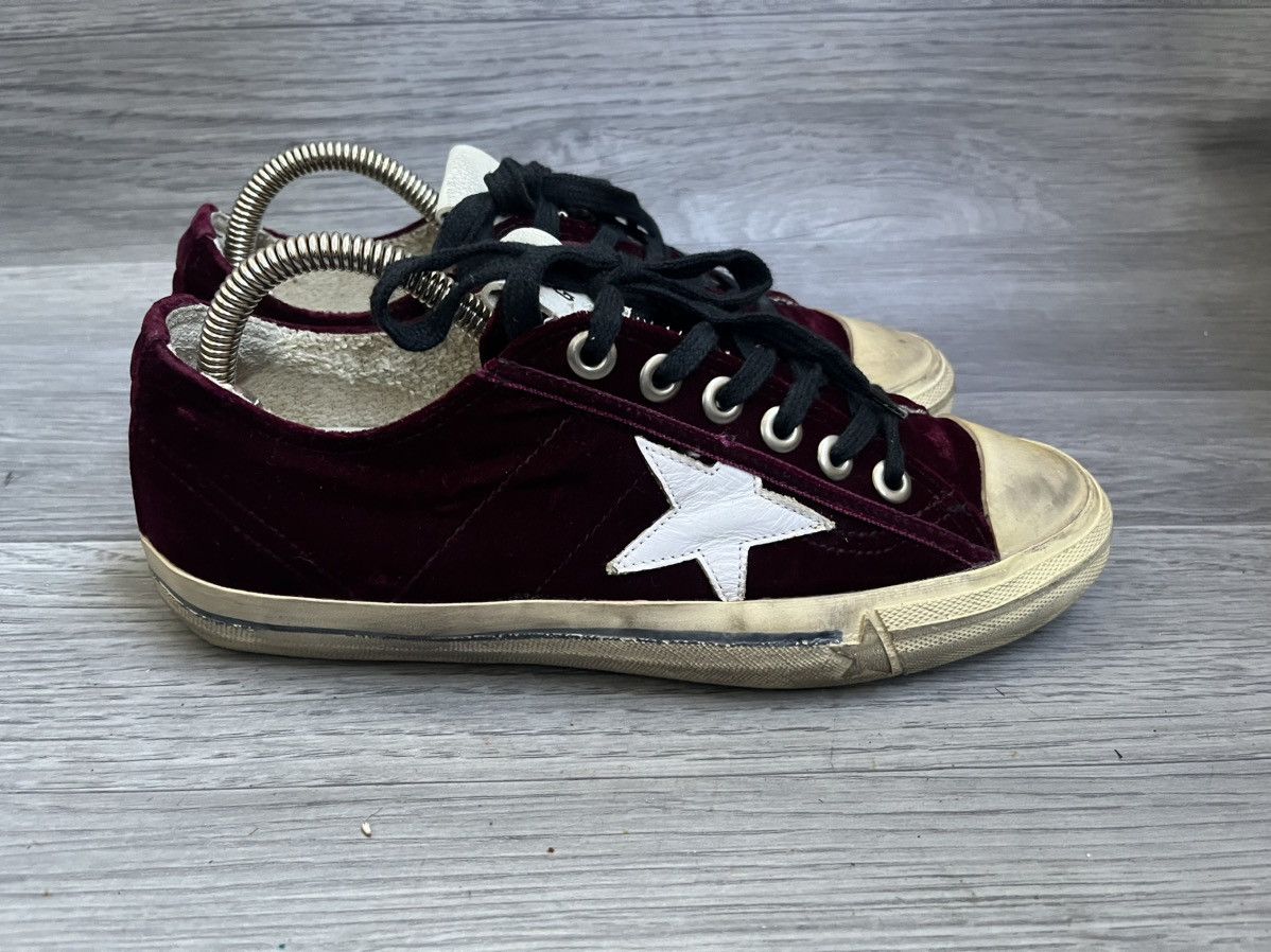 Golden Goose Golden star v-star velvet low top sneakers sz 39 Size US 9 / IT 39 - 7 Thumbnail