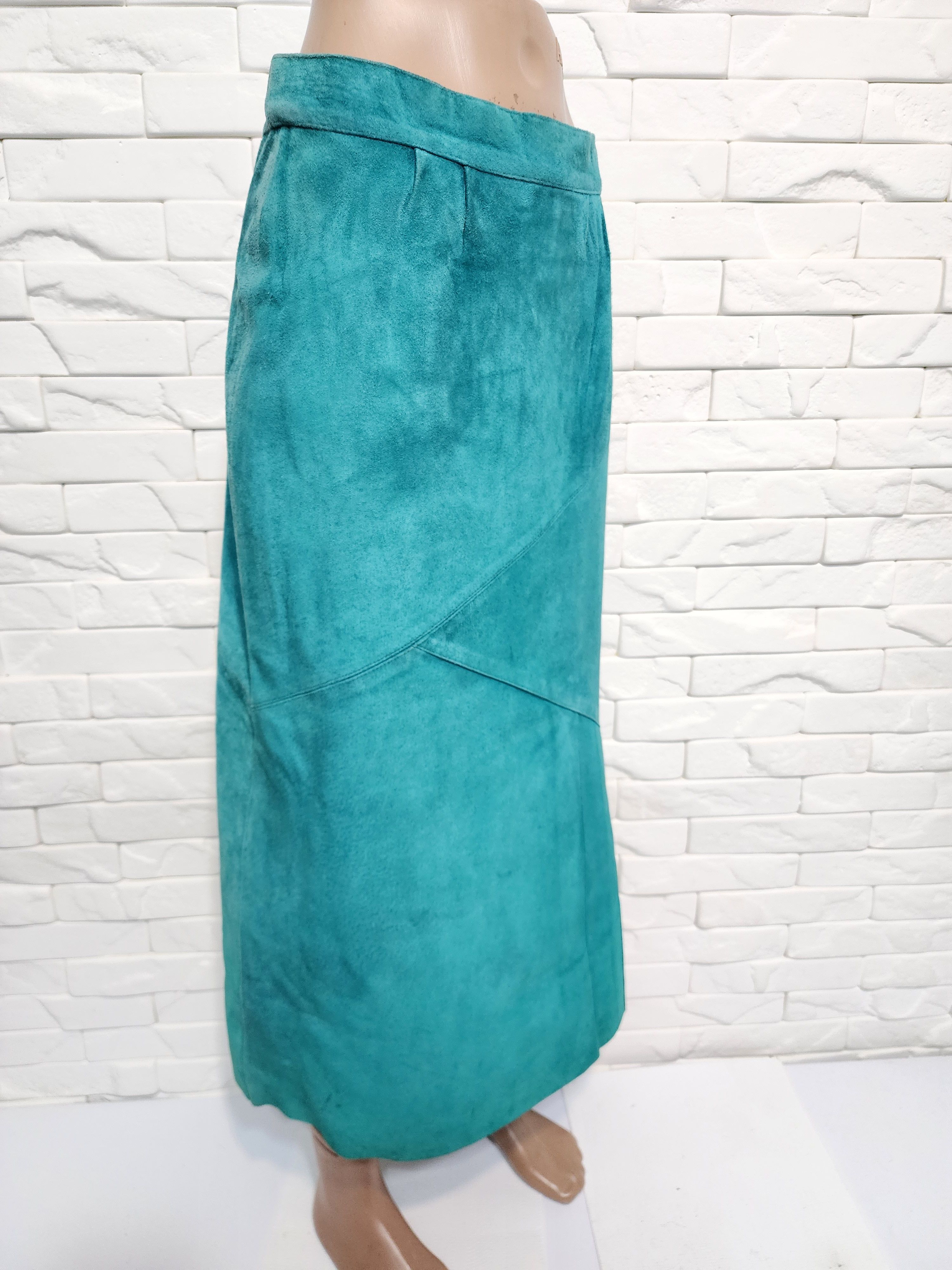 Genuine Leather Green Suede Leather Skirt: 1970s A-Line Size 28" / US 6 / IT 42 - 3 Thumbnail