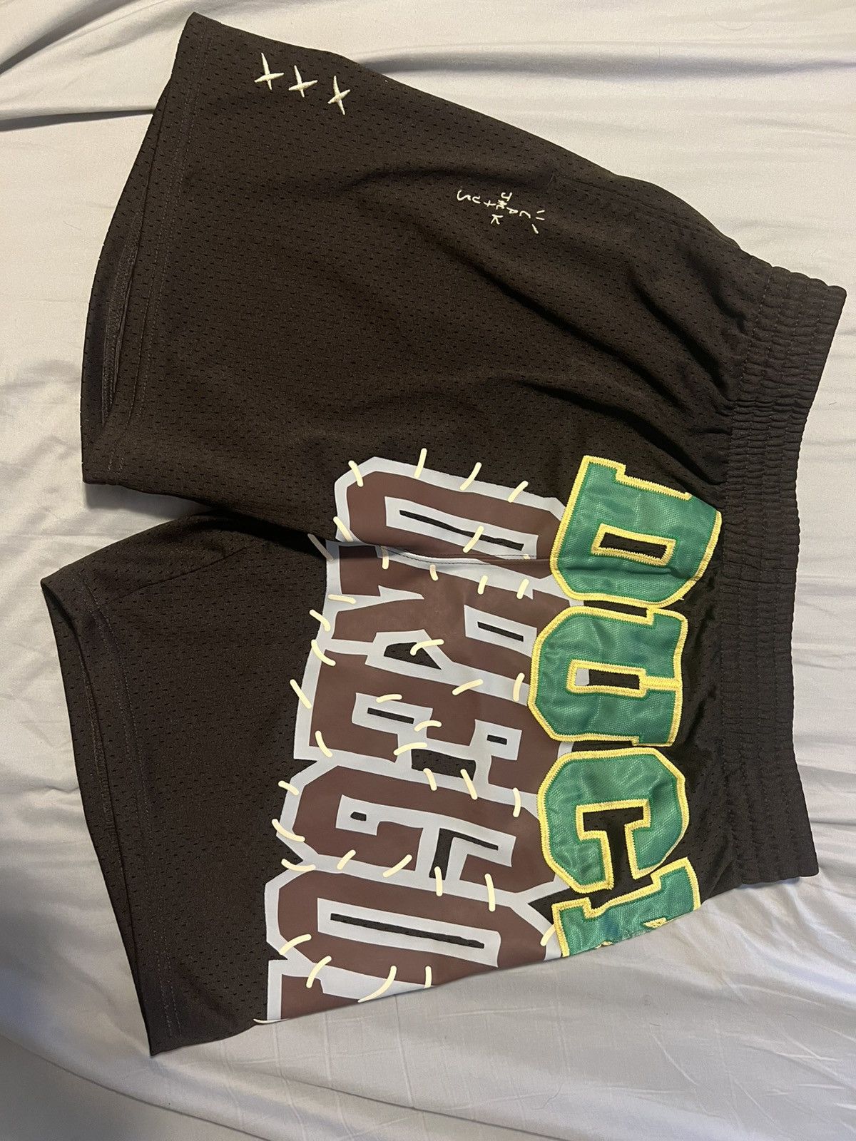 Travis Scott Travis scott x Oregon Ducks Size US 34 / EU 50 - 1 Thumbnail