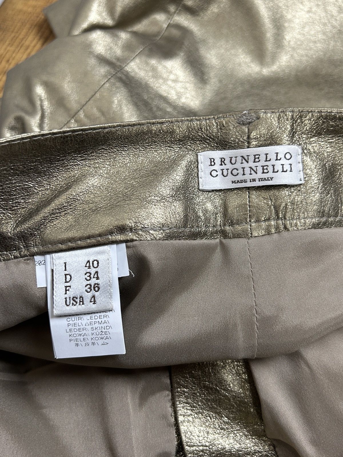 Brunello Cucinelli Brunello Cucinelli Gold Metallic Leather Trousers Pants Size 27" / US 4 / IT 40 - 9 Thumbnail