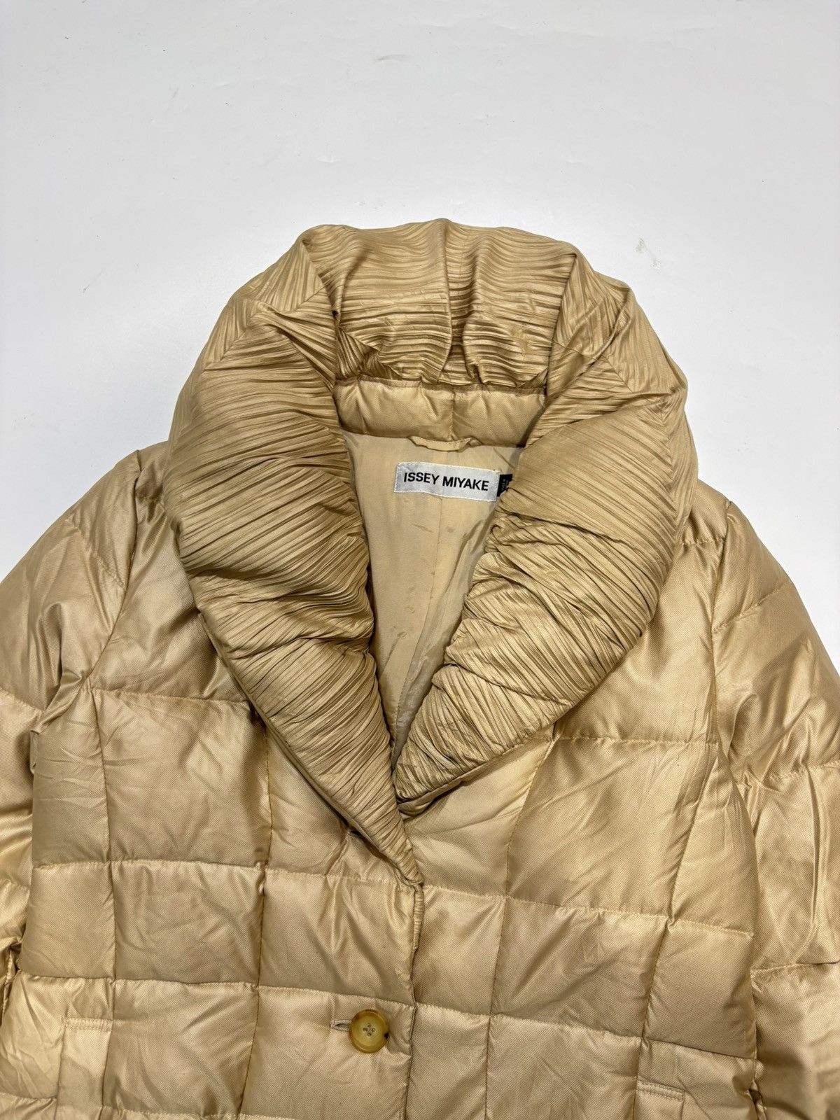Issey Miyake Rare Isseymiyake puffer down pleated collar jacket Size US M / EU 48-50 / 2 - 2 Thumbnail