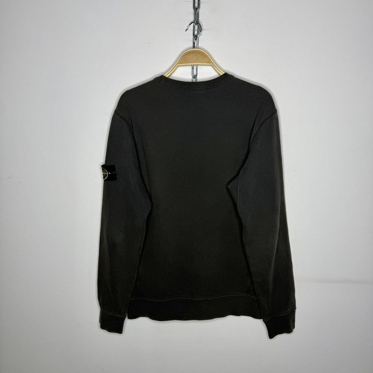 Stone Island Stone Island Sweatshirt Crewneck Dark Grey Badge Patch Size US L / EU 52-54 / 3 - 7 Thumbnail