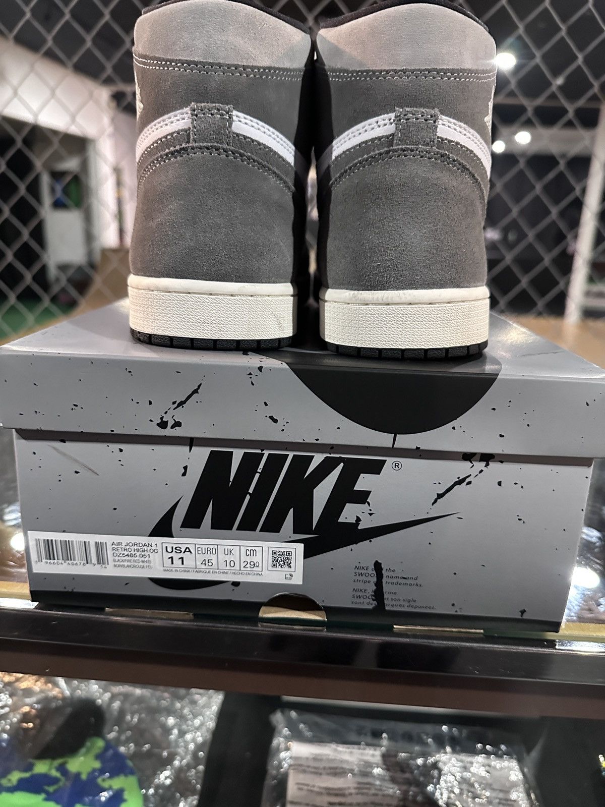 Jordan Brand × Nike Jordan 1 Retro High Washed Black Size US 11 / EU 44 - 6 Thumbnail