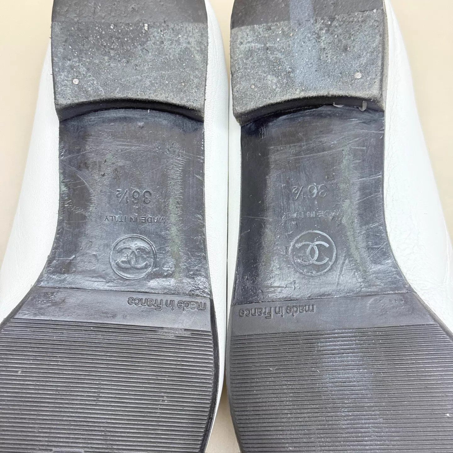 Chanel CHANEL Black & White Bow Lowheel Shoes 36.5 95 New Size US 6 / IT 36 - 7 Thumbnail