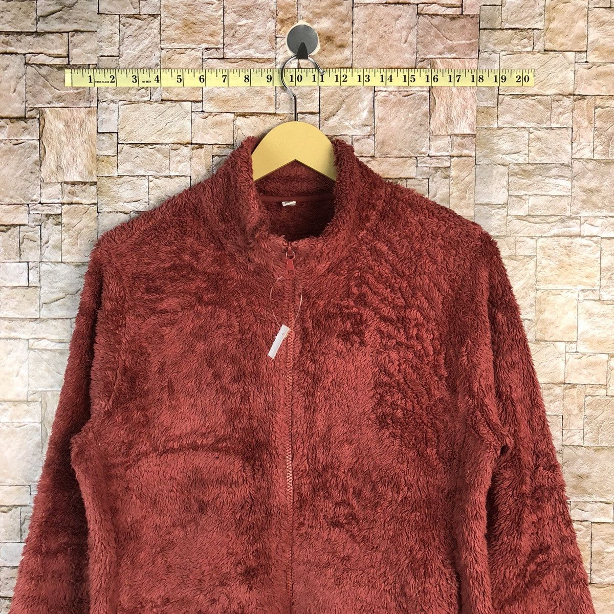 Japanese Brand Uniqlo Red fleece Sweater #A501 Size US M / EU 48-50 / 2 - 2 Thumbnail
