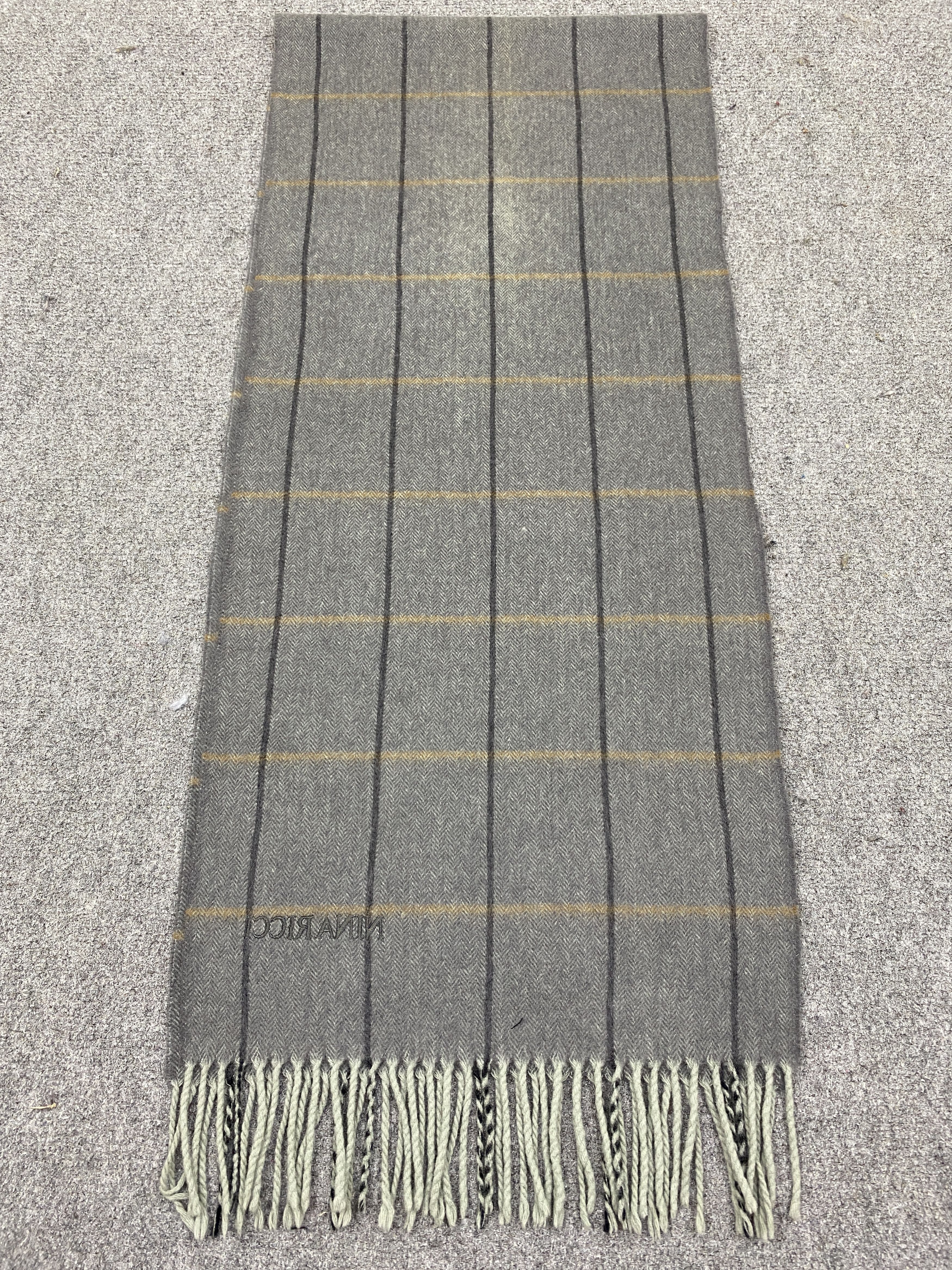 Nina Ricci Nina Ricci Scarf / Muffler / Neckwear P056 Size ONE SIZE - 2 Thumbnail