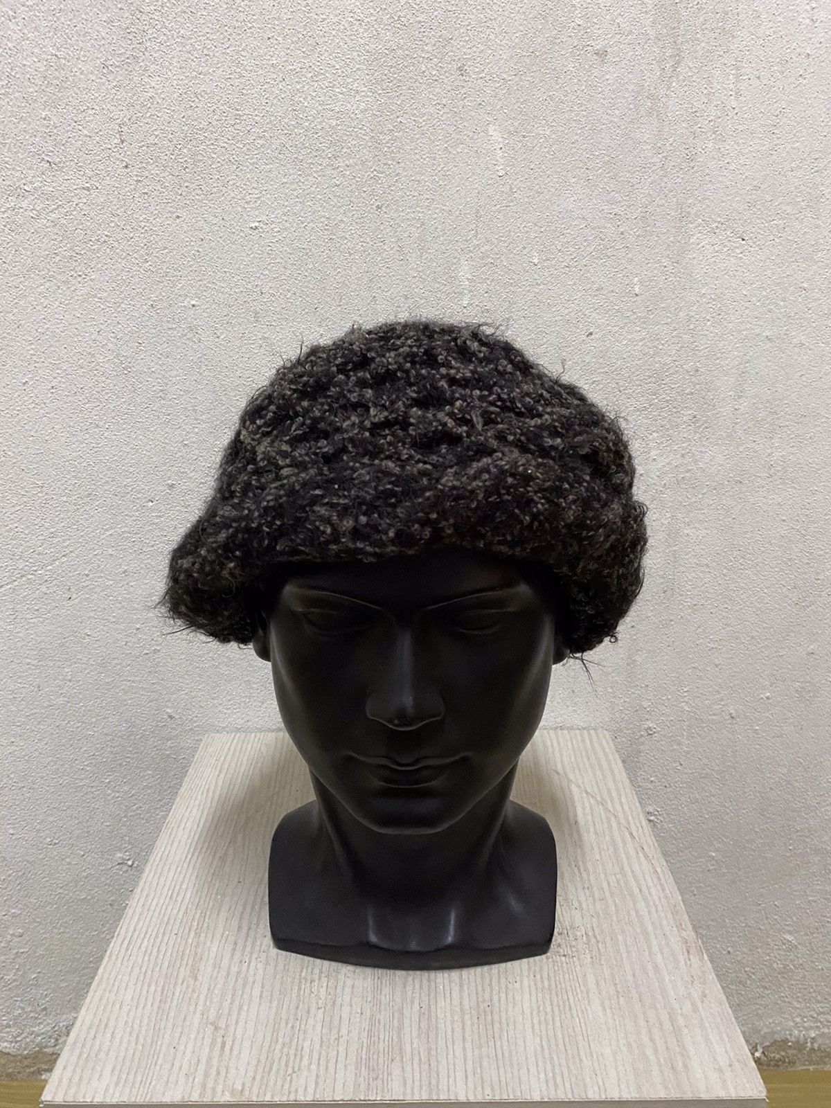 Japanese Brand Japanese Brand Crochet Beanie Hat Size ONE SIZE - 2 Thumbnail