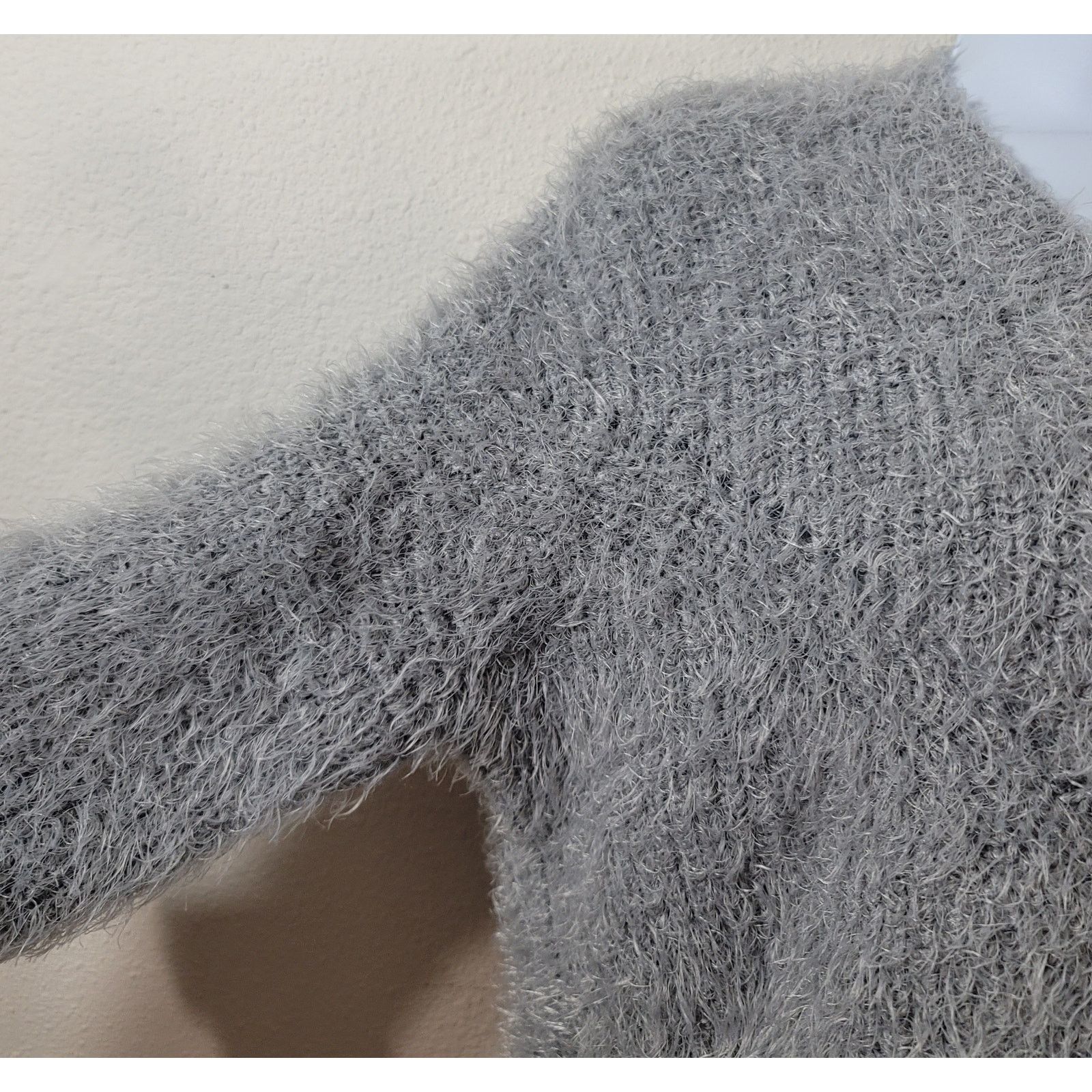 Other Pink Rose Gray Fuzzy V Neck Drop Shoulder Sweater Small Size S / US 4 / IT 40 - 6 Thumbnail