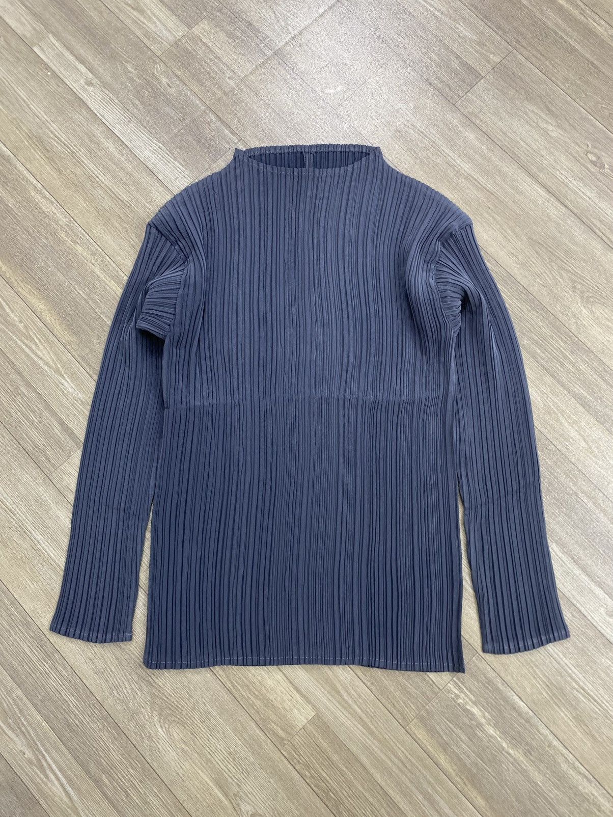 2000s Issey Miyake SaintGrace Pleats Dark Gray Long Sleeve