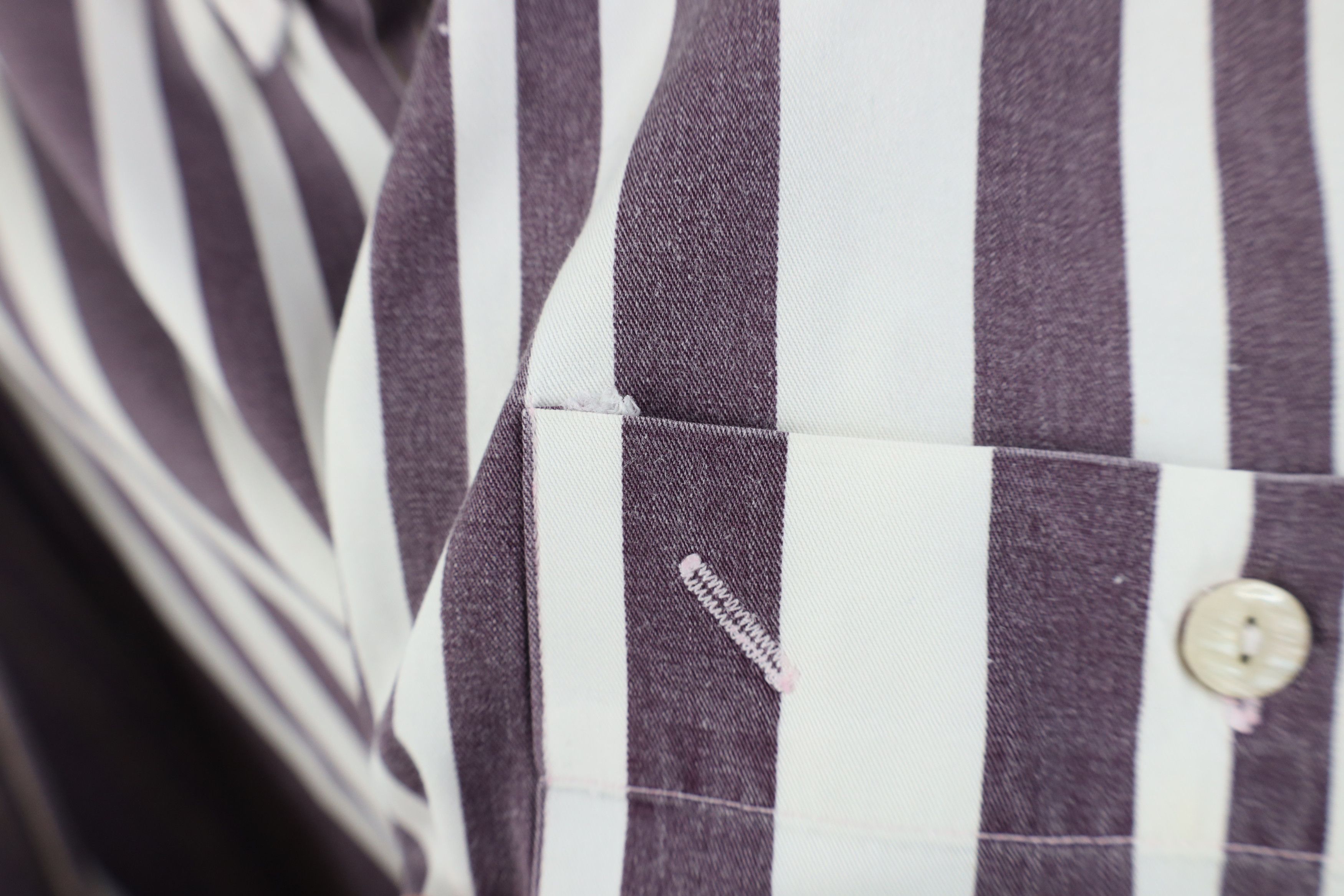 Guess Vintage 90s Guess Spell Striped Collared Button Down Shirt Size US L / EU 52-54 / 3 - 6 Thumbnail
