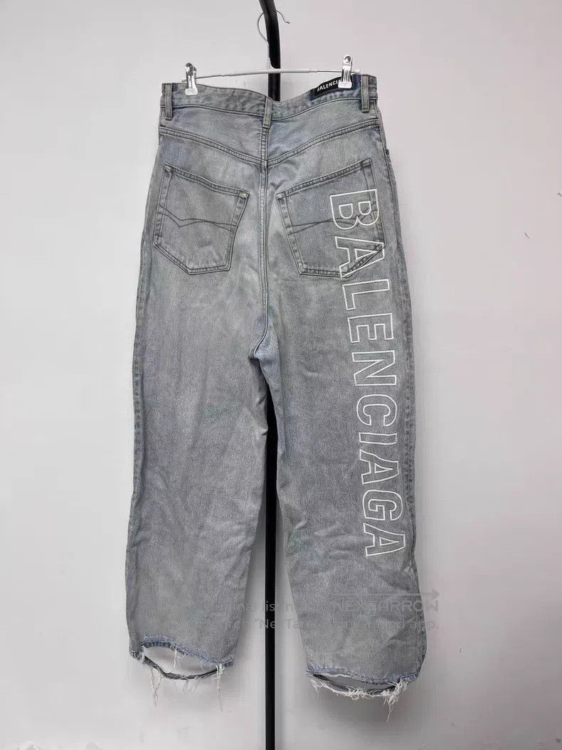 Balenciaga Balenciaga size XS Letter Printed Zipper Front Loose Strai Size US 30 / EU 46 - 2 Thumbnail