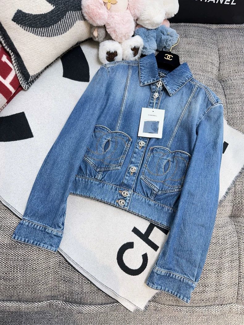 Chanel Chanel 24P Spring and Summer Preview Xin Zhilei's same lov Size M / US 6-8 / IT 42-44 - 9 Thumbnail