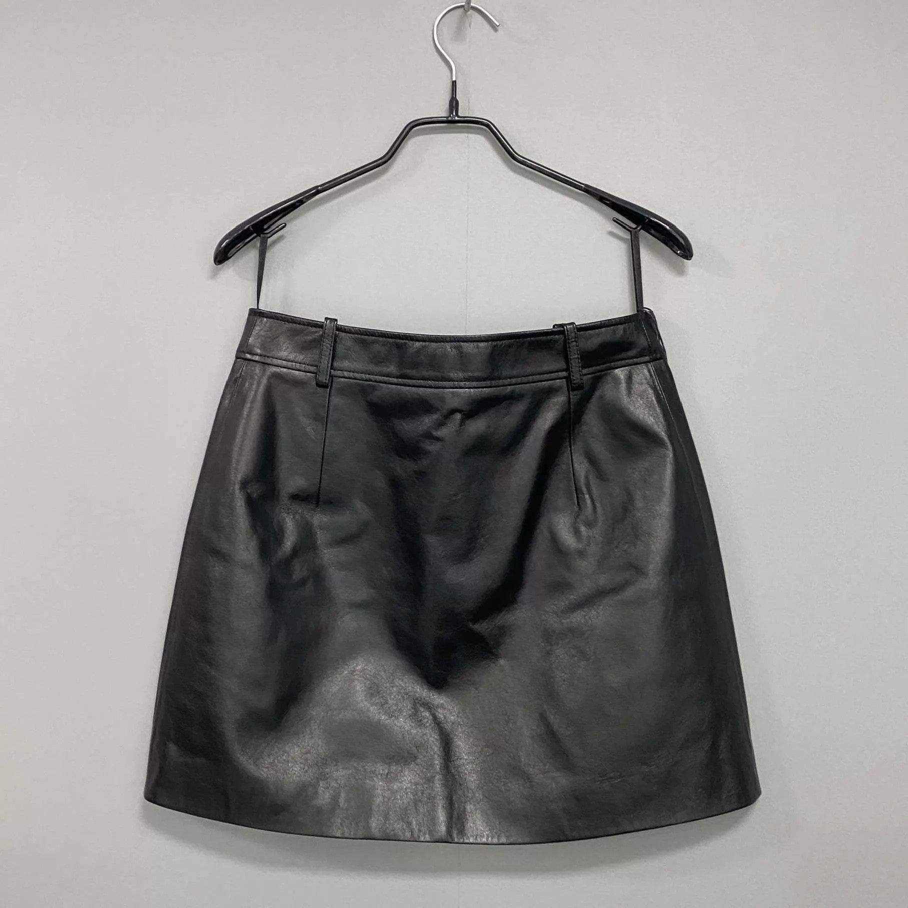 Gucci GUCCI Women's Black Leather Skirt 99 New Size 38 Size 26" / US 2 / IT 38 - 1 Thumbnail