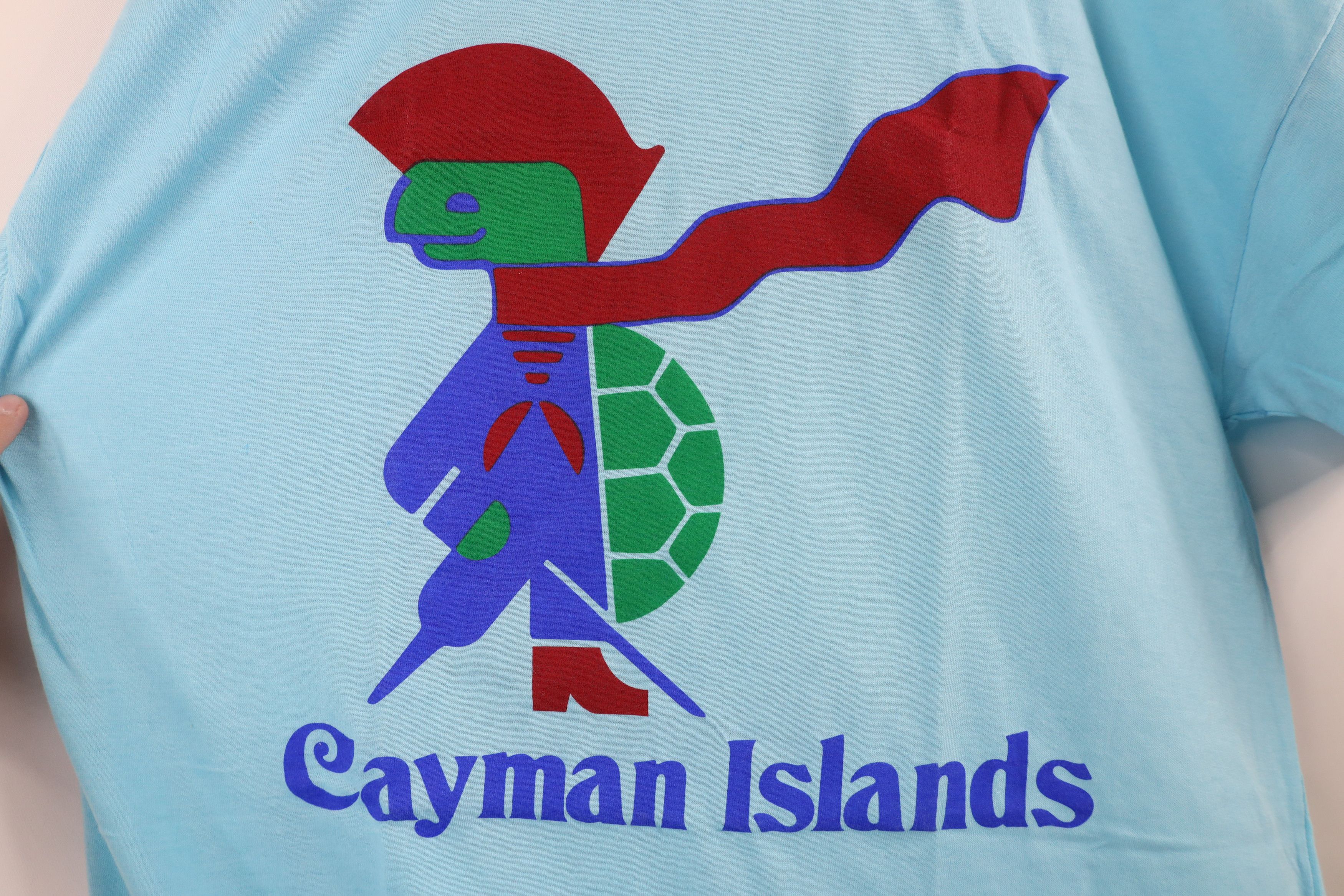 Vintage Vintage 90s Streetwear Turtle Cayman Islands T-Shirt Size US XL / EU 56 / 4 - 4 Thumbnail