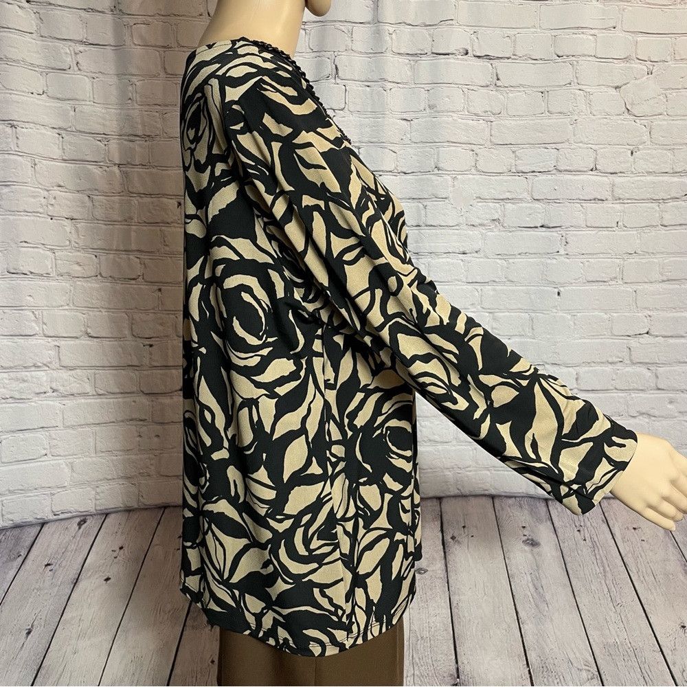 Other Susan Graver Floral Liquid Knit Embellished Neck Tunic Top Size L / US 10 / IT 46 - 3 Thumbnail