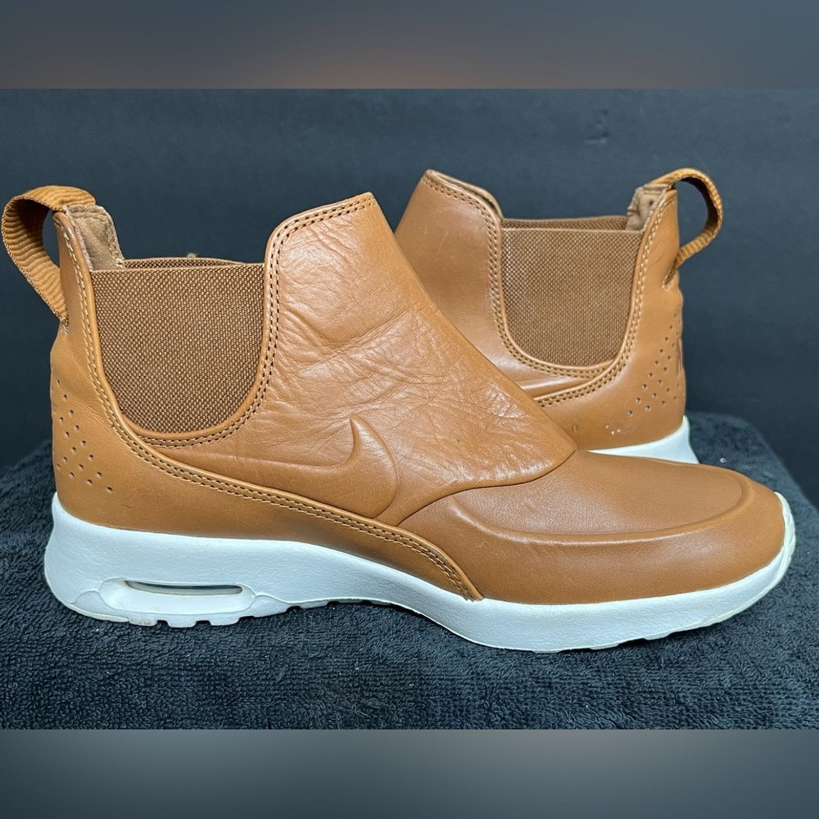 Nike Nike Air Max Thea Mid Ale Womens 7 Cognac Leather Sneaker Size US 7 / IT 37 - 7 Thumbnail