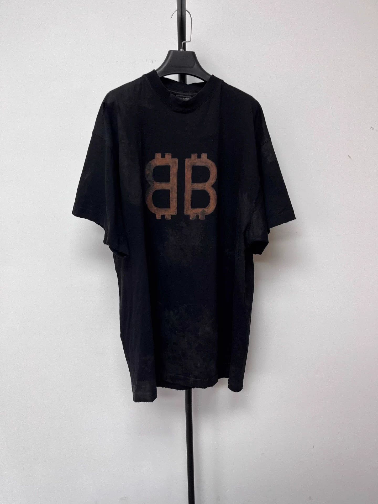 Balenciaga Balenciaga Logo Print Crew SS Tee Black Oversize Unisex 3 Size US L / EU 52-54 / 3 - 1 Thumbnail