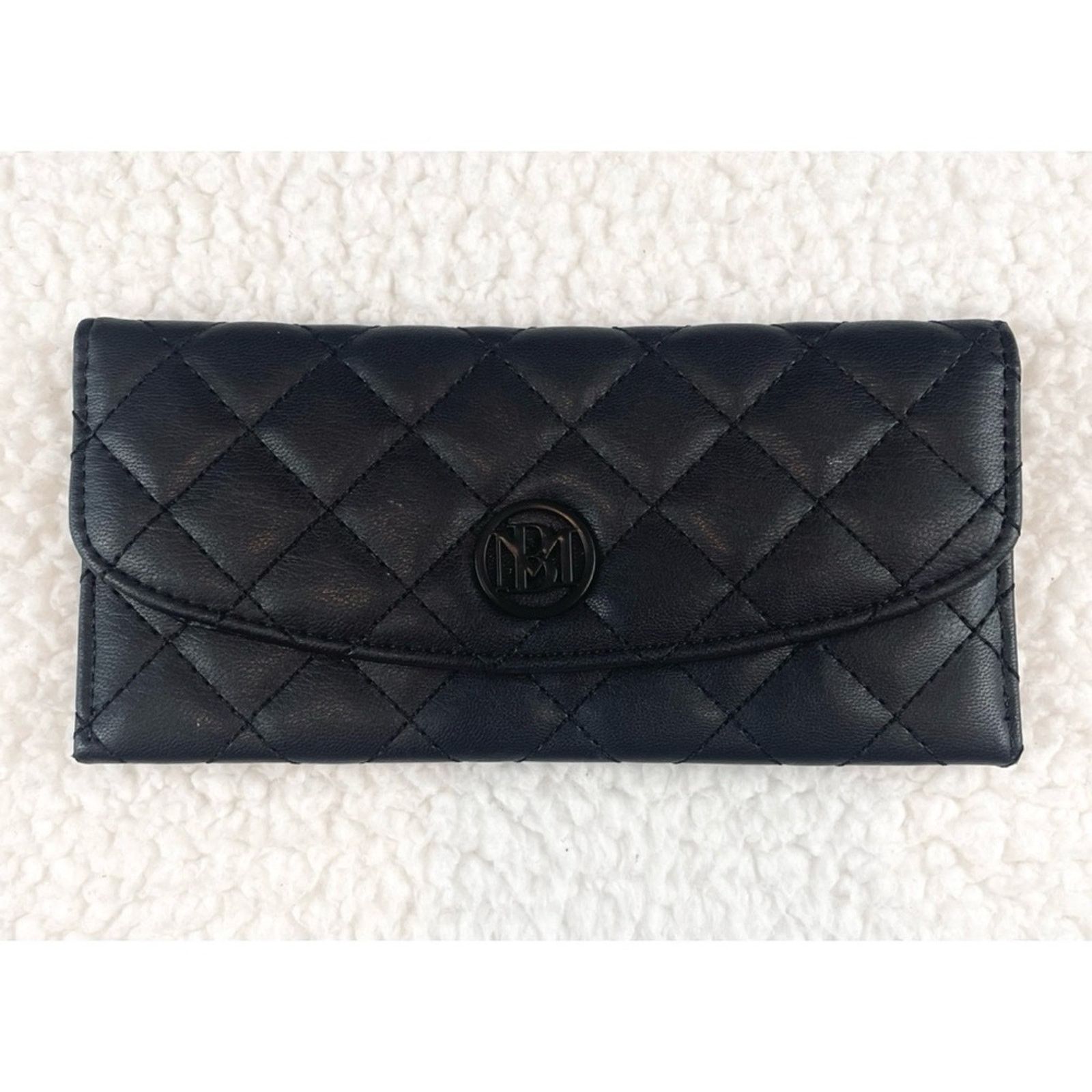 Badgley Mischka BADGLEY MISCHKA • Black Diamond Quilted Vegan Leather Wallet Size ONE SIZE - 1 Thumbnail