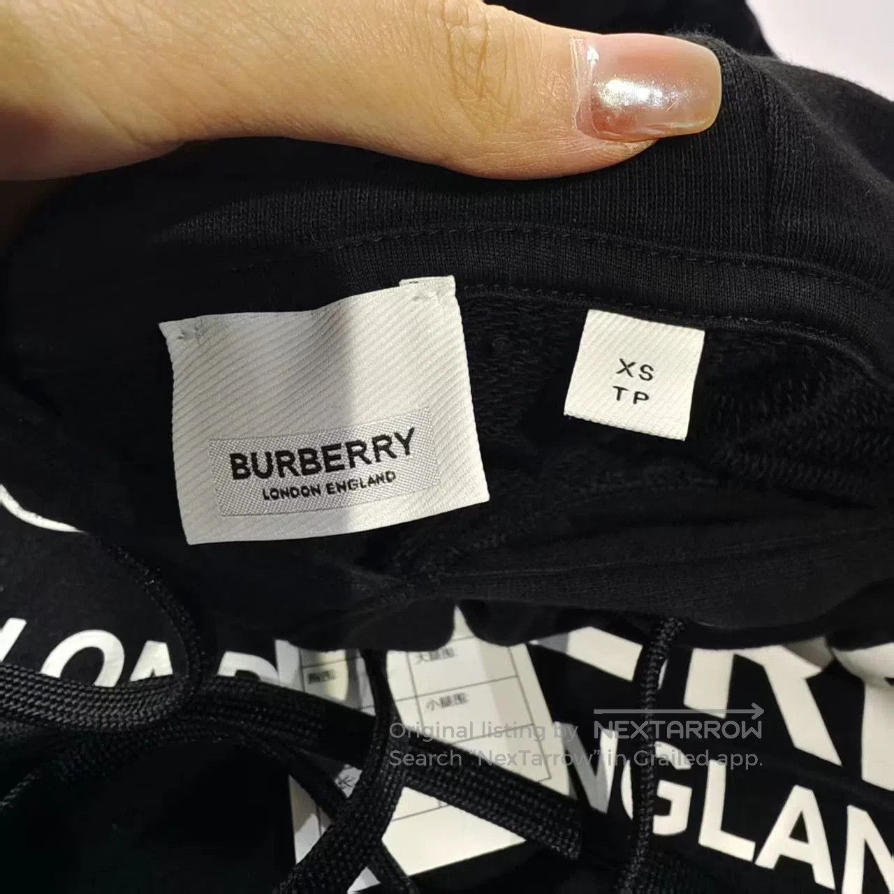 Burberry burberry oversized hoodie in size xs. Size US XS / EU 42 / 0 - 3 Thumbnail