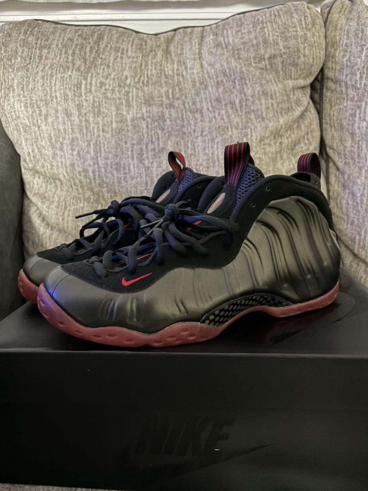 Nike Foamposite (cough drop) Size US 11 / EU 44 - 1 Thumbnail