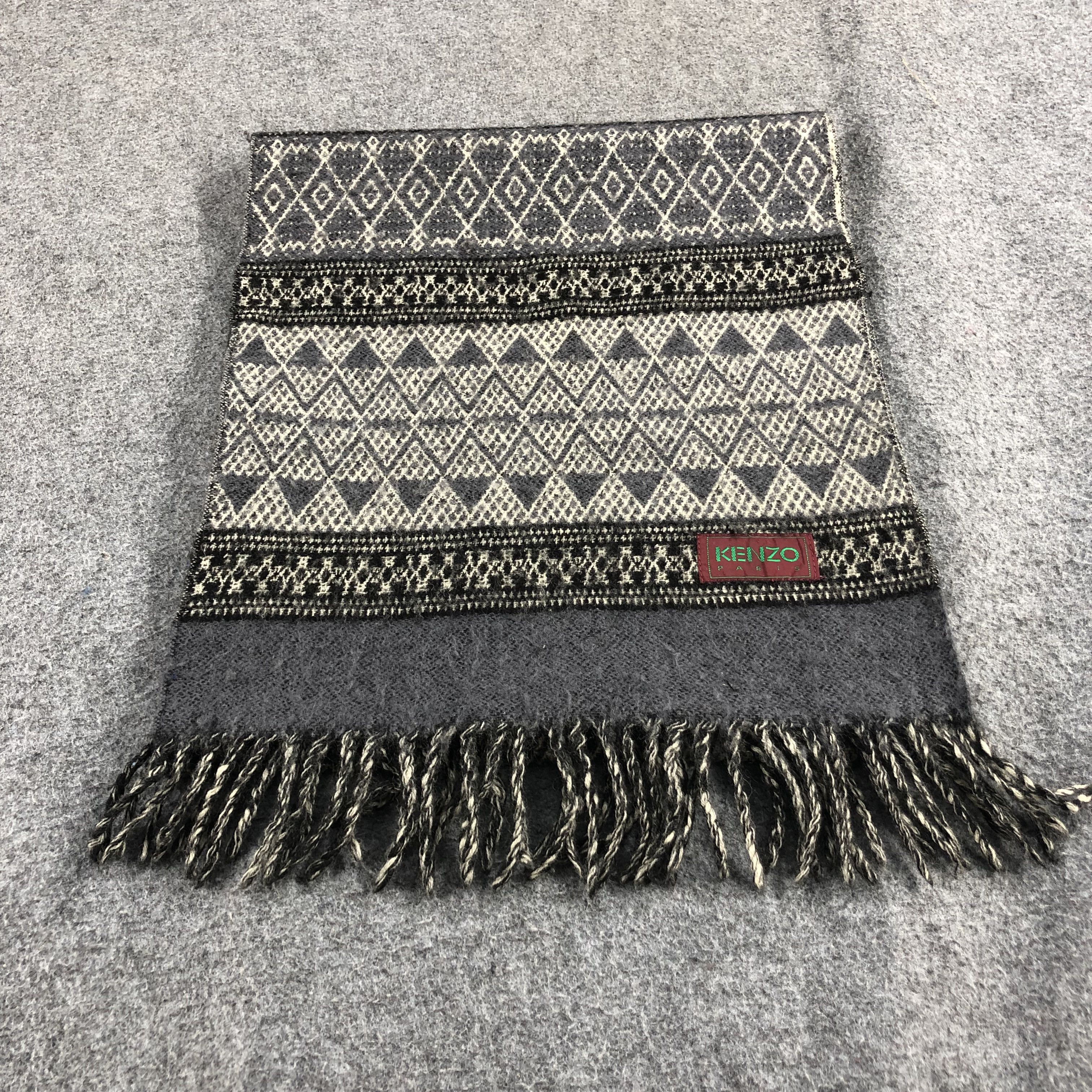 Kenzo Kenzo Native Design Wool Scarf Muffler V845 Size ONE SIZE - 1 Thumbnail