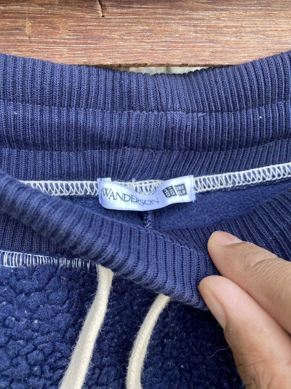 Uniqlo 🔥 Baggy Style 🔥 Uniqlo x J.W Anderson Sherpa Pants Size US 33 - 8 Thumbnail