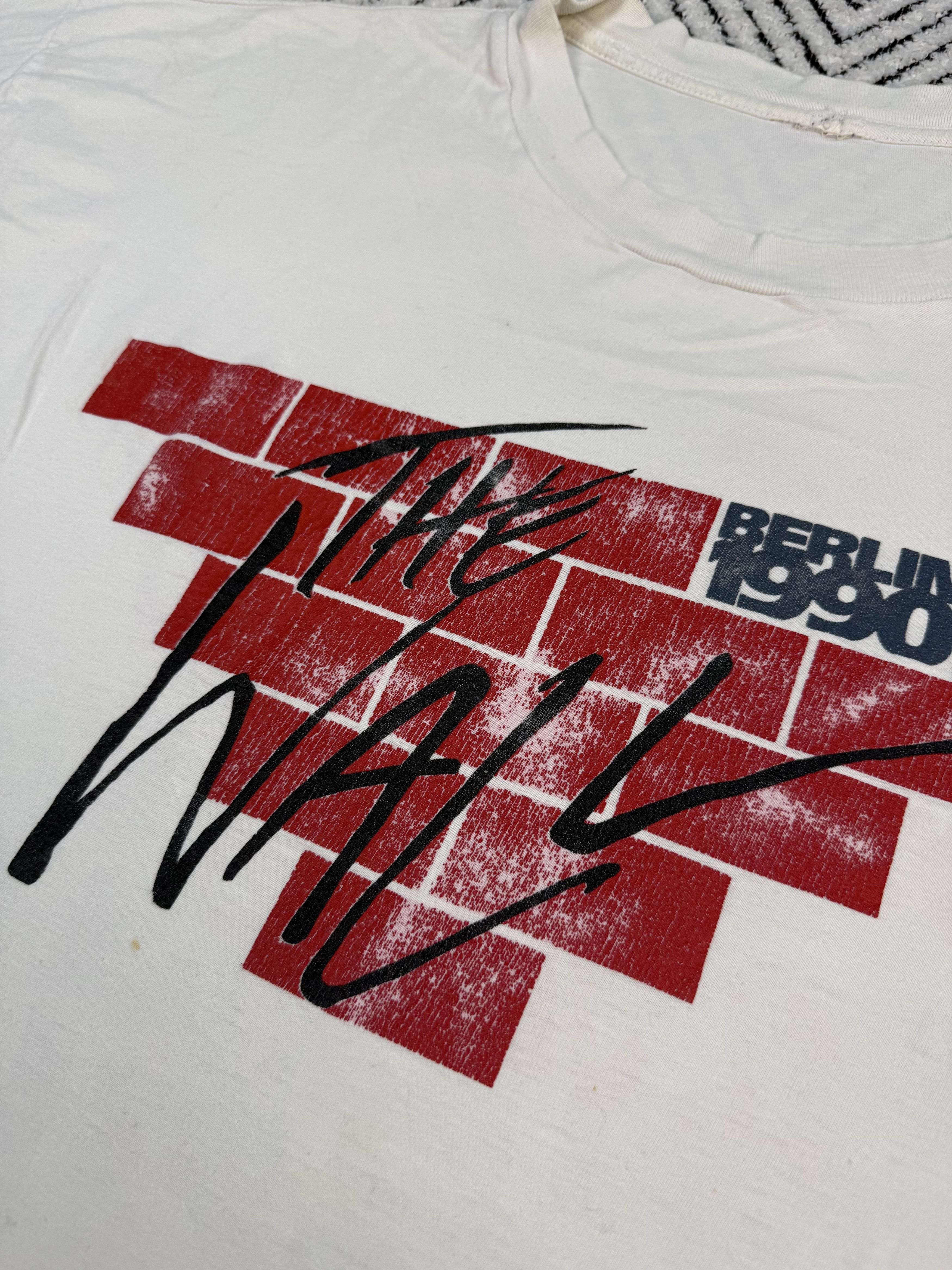 Vintage Pink Floyd vintage tshirt 1990 Size US L / EU 52-54 / 3 - 2 Thumbnail