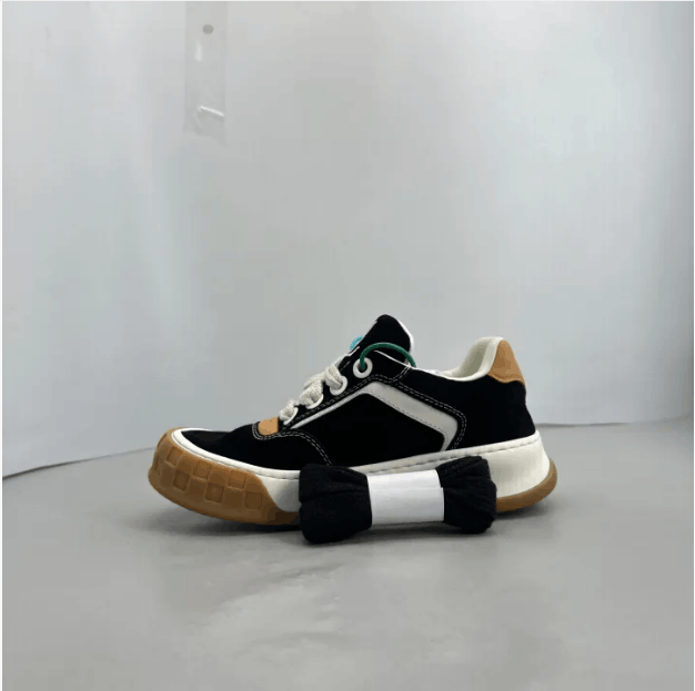 Louis Vuitton Louis Vuitton low-top shoes 39.5EU Size US 6.5 / EU 39-40 - 8 Thumbnail
