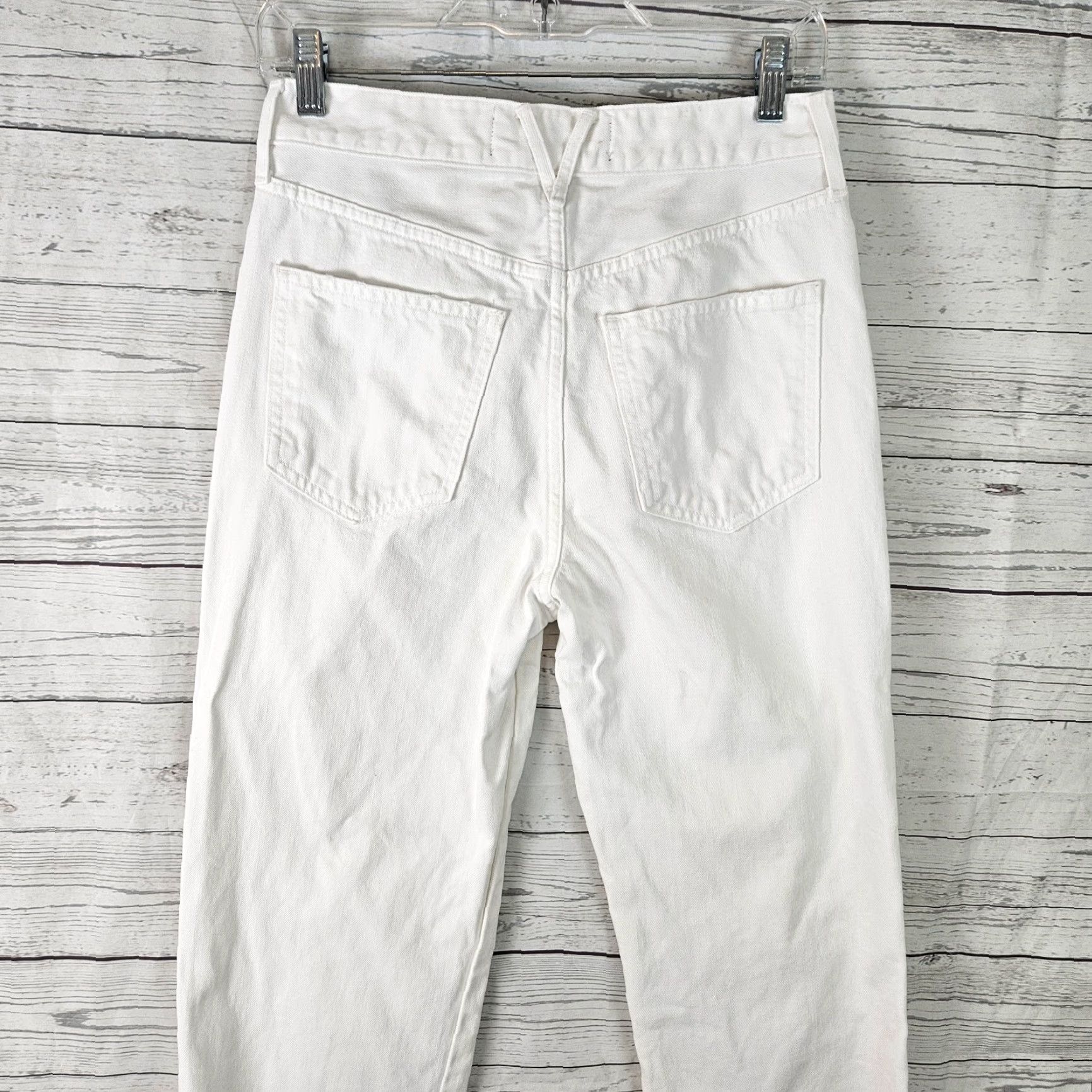 Veronica Beard **Veronica Beard Women's Size 27 White Crop Jean** User: **Veronica Beard Women's White Size 27 Crop Jean** Size 27" / US 4 / IT 40 - 4 Thumbnail