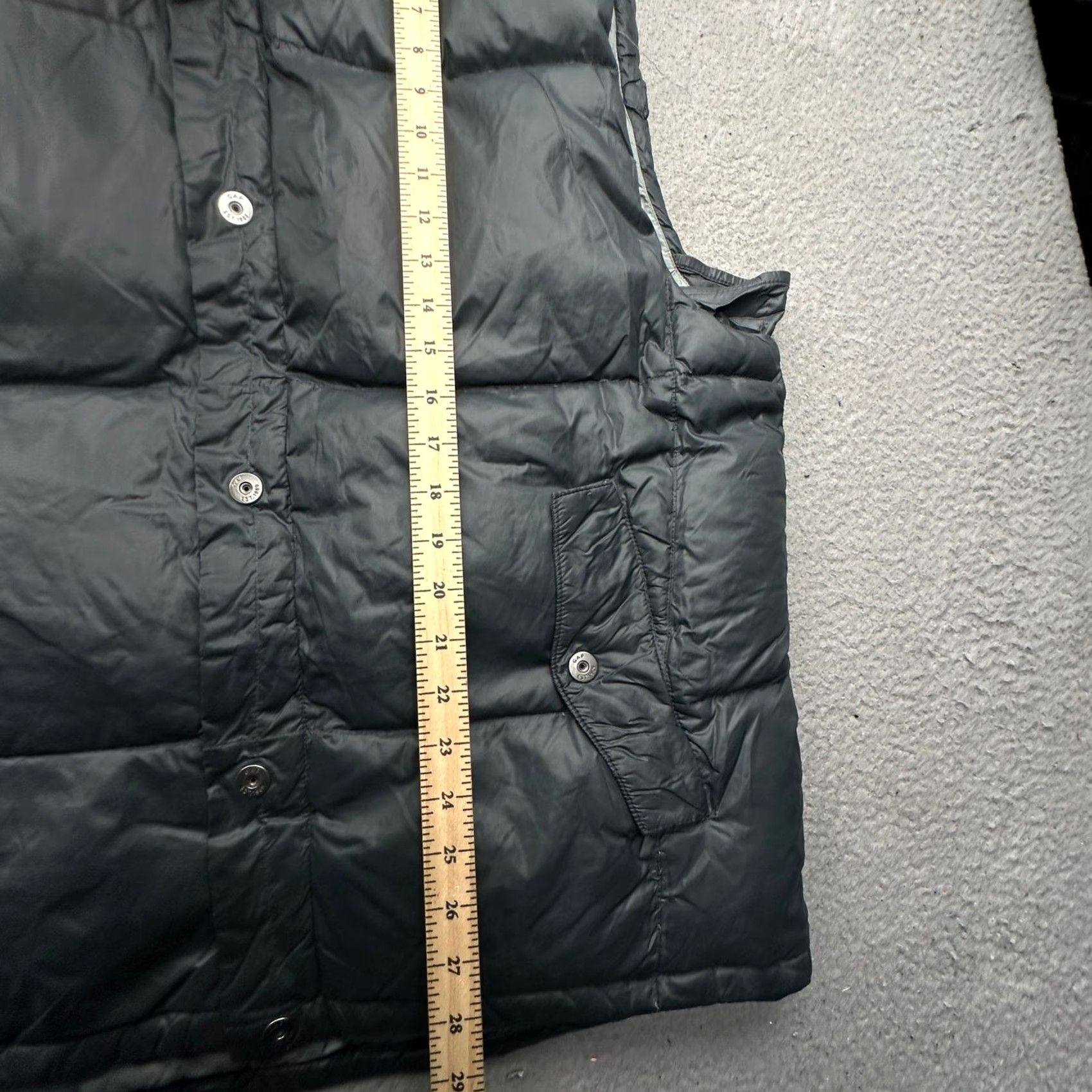 Gap VINTAGE Gap Puffer Vest Jacket Gray XL Down Button Mens 90s Casual Travel Modern Ripstop Size US XL / EU 56 / 4 - 4 Thumbnail
