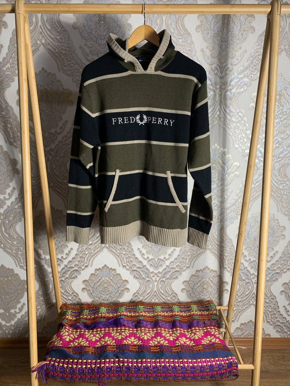 Fred Perry Vintage Fred Perry Retro Designer Hoodie Casual Y2K 90s Size US L / EU 52-54 / 3 - 1 Thumbnail